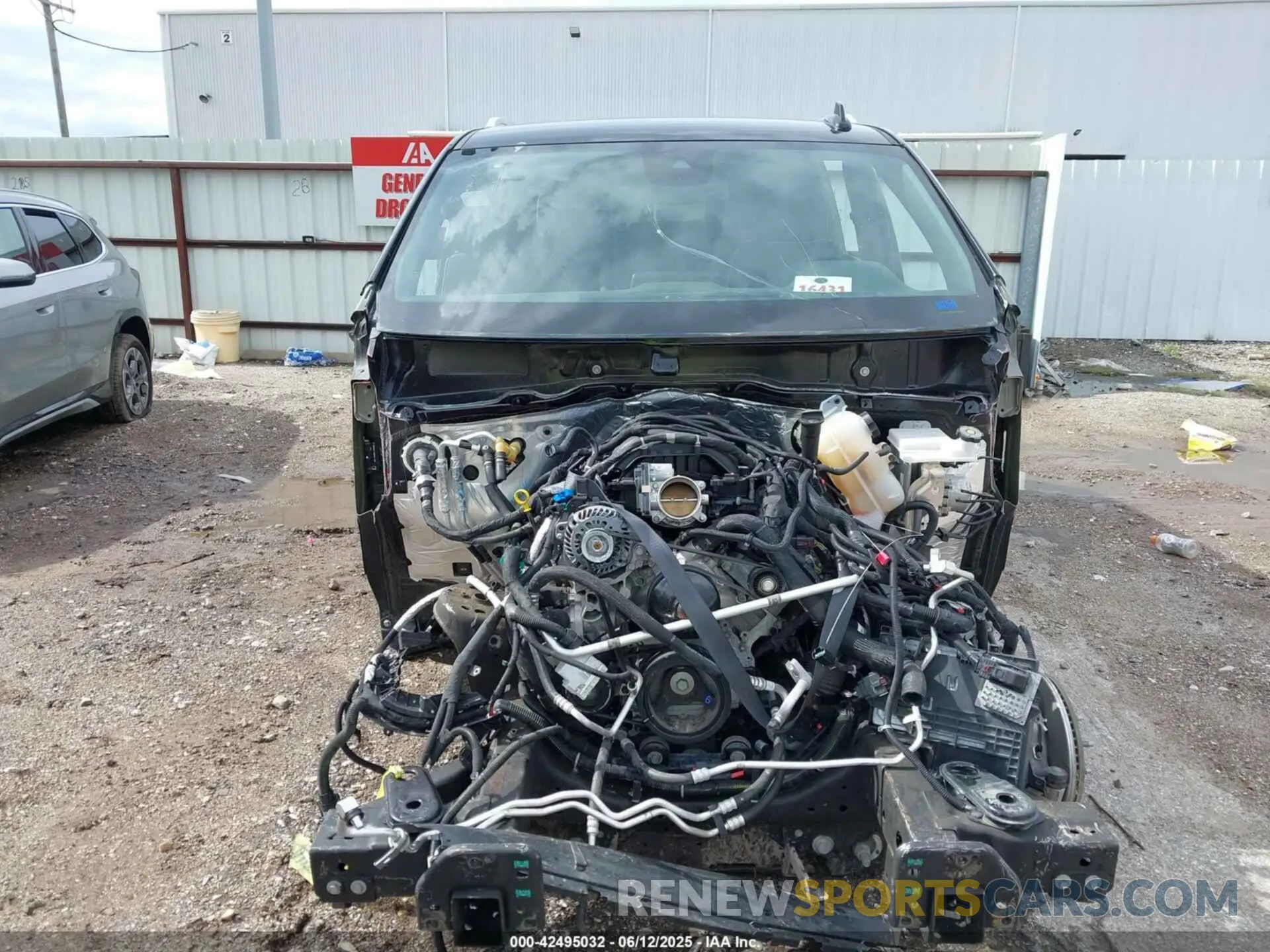 12 Photograph of a damaged car 1GKS2GKD4RR234084 GMC YUKON XL 2024