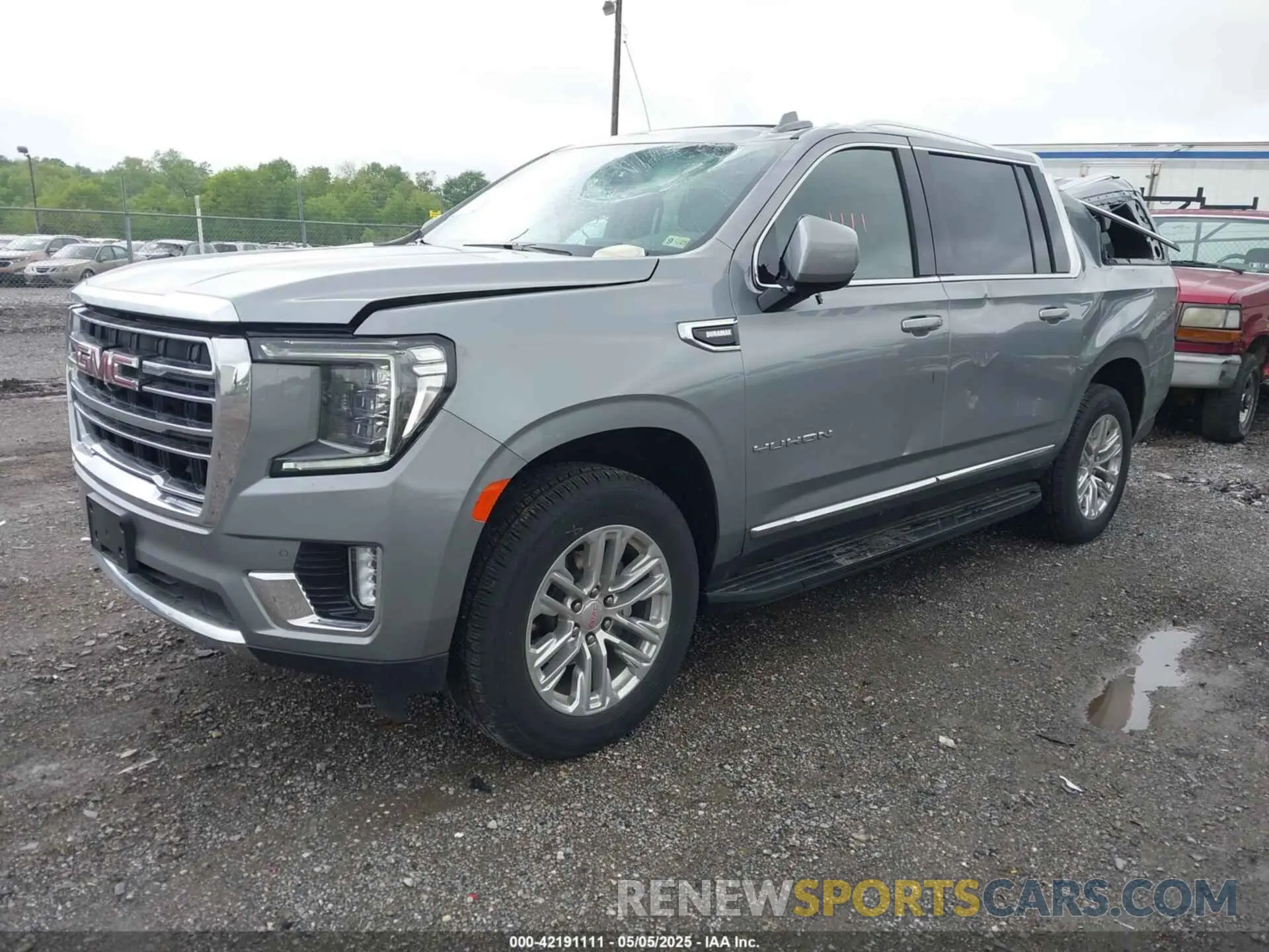 2 Photograph of a damaged car 1GKS2GKT6RR331584 GMC YUKON XL 2024