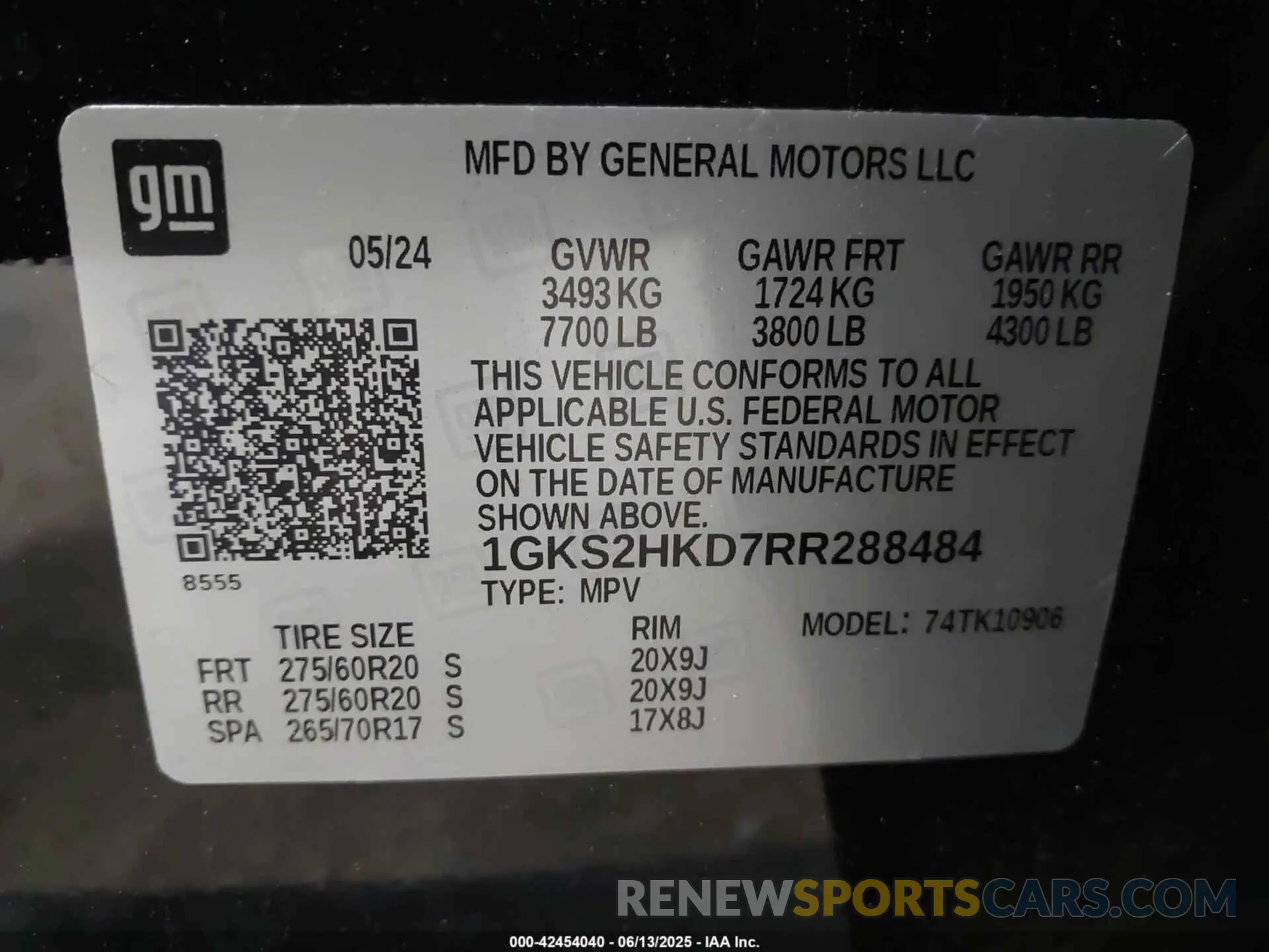 9 Photograph of a damaged car 1GKS2HKD7RR288484 GMC YUKON XL 2024