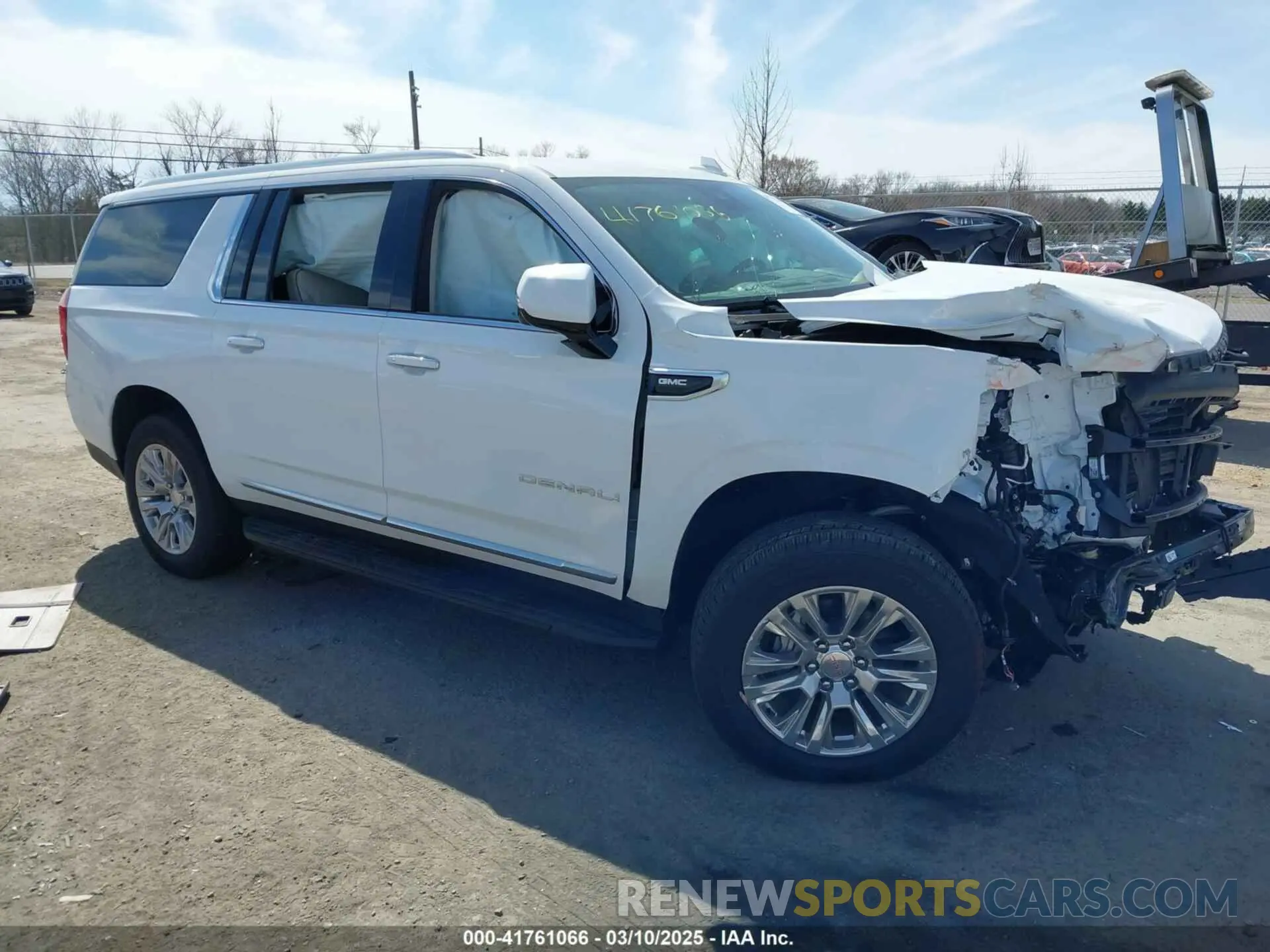 1 Photograph of a damaged car 1GKS2JKL6RR371001 GMC YUKON XL 2024