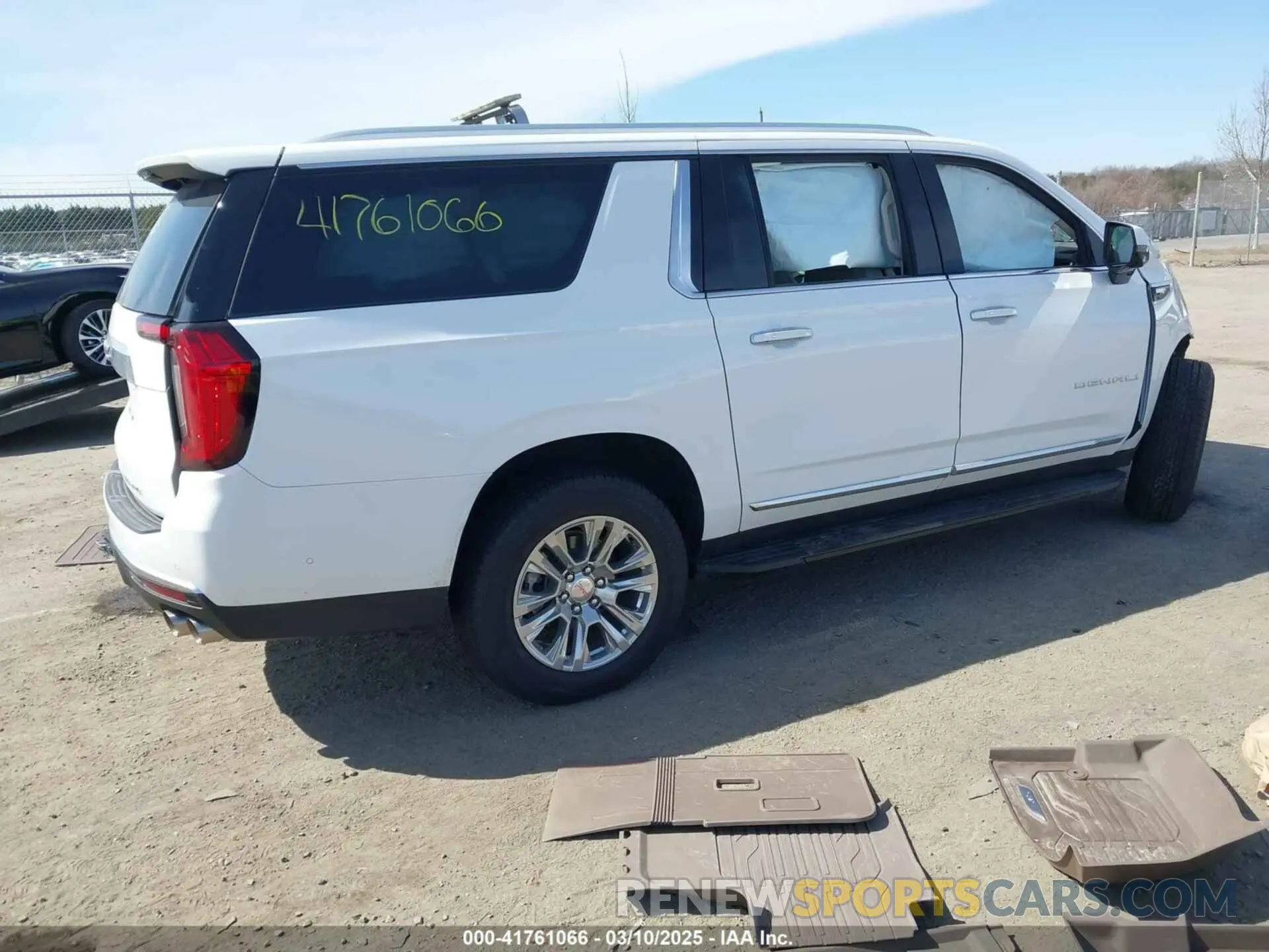4 Photograph of a damaged car 1GKS2JKL6RR371001 GMC YUKON XL 2024