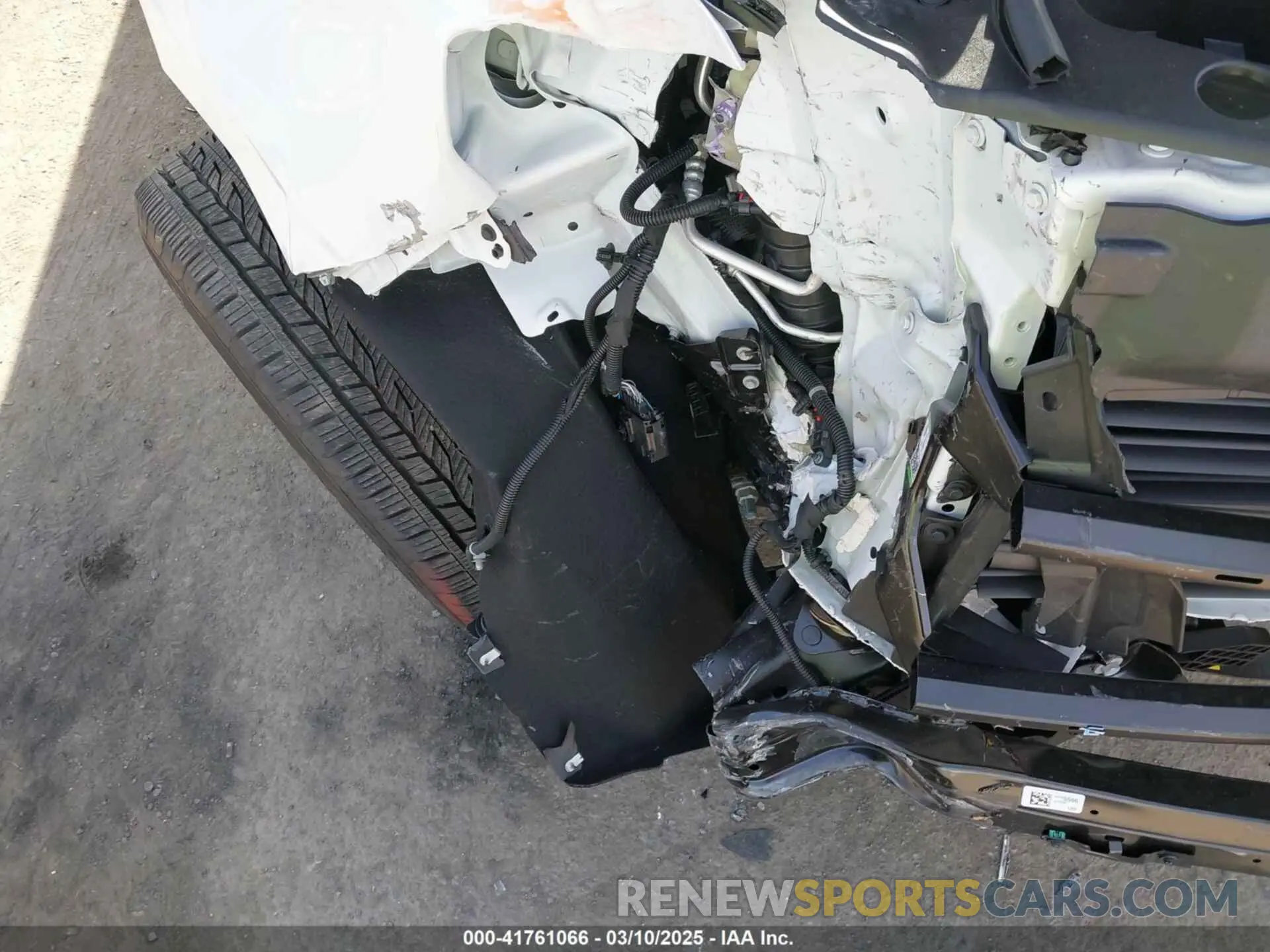 6 Photograph of a damaged car 1GKS2JKL6RR371001 GMC YUKON XL 2024