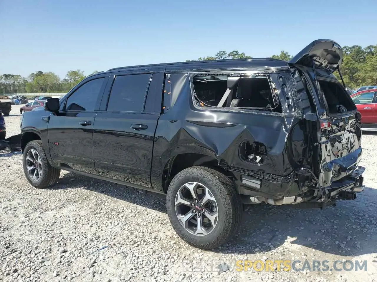 2 Photograph of a damaged car 1GKS2WRL6SR172264 GMC YUKON XL A 2025