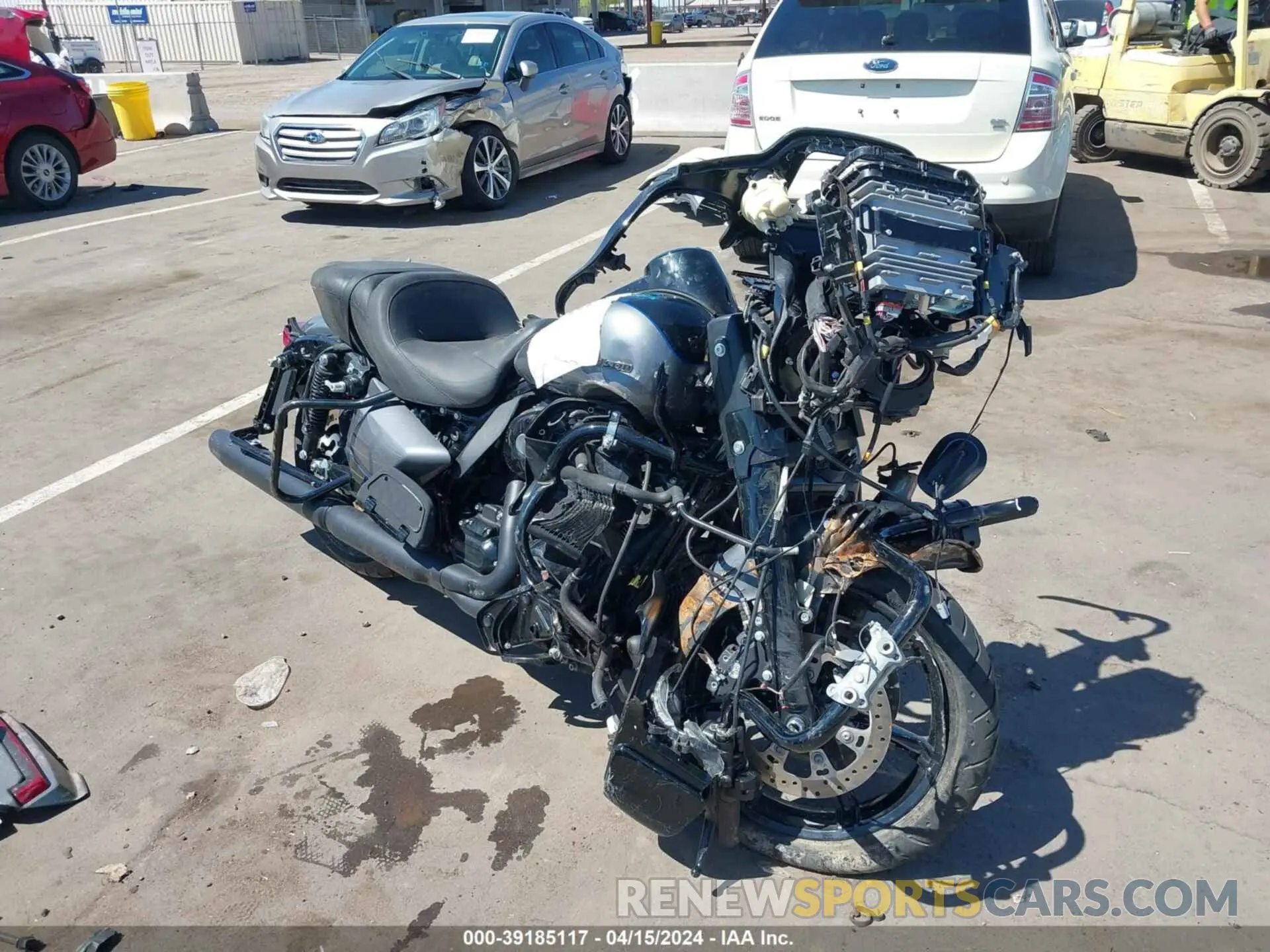 1 Photograph of a damaged car 1HD1KZF2XMB602666 HARLEY-DAVIDSON FLTRK 2021