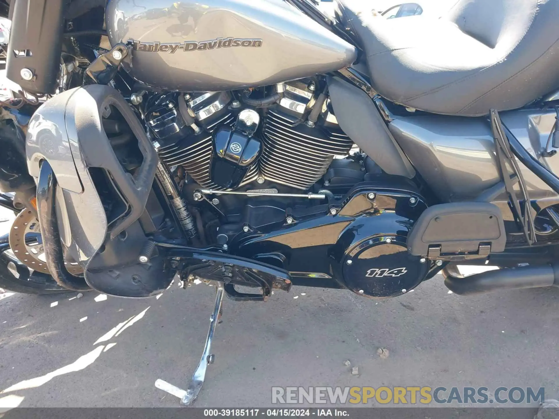 9 Photograph of a damaged car 1HD1KZF2XMB602666 HARLEY-DAVIDSON FLTRK 2021