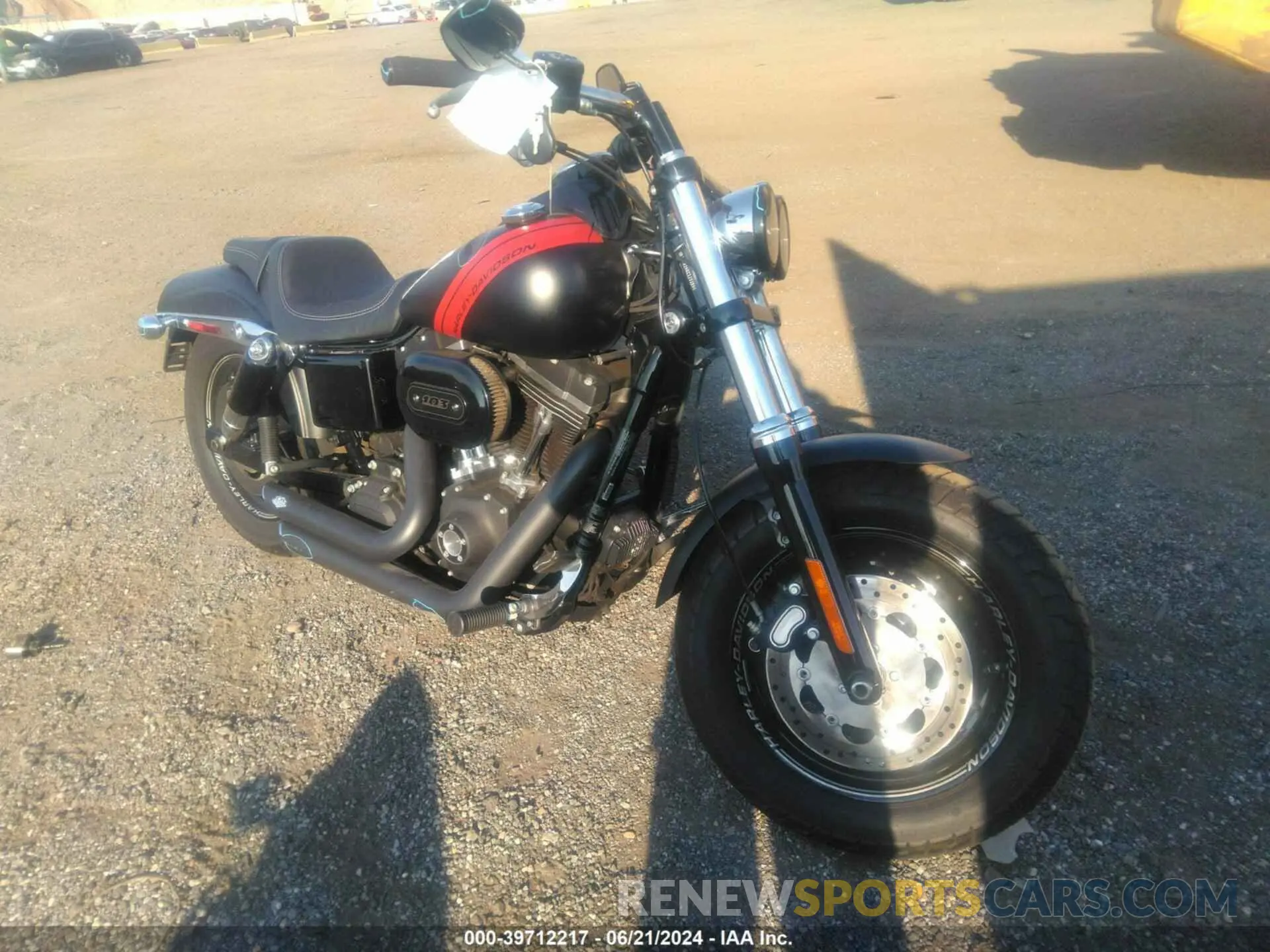1 Photograph of a damaged car 1HD1GYM15GC311125 HARLEY-DAVIDSON FXDF 2016