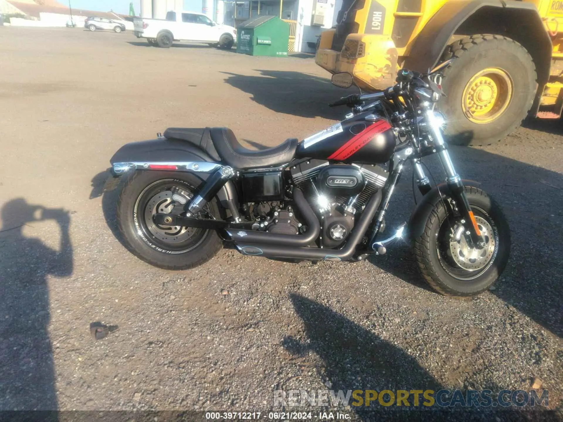 12 Photograph of a damaged car 1HD1GYM15GC311125 HARLEY-DAVIDSON FXDF 2016