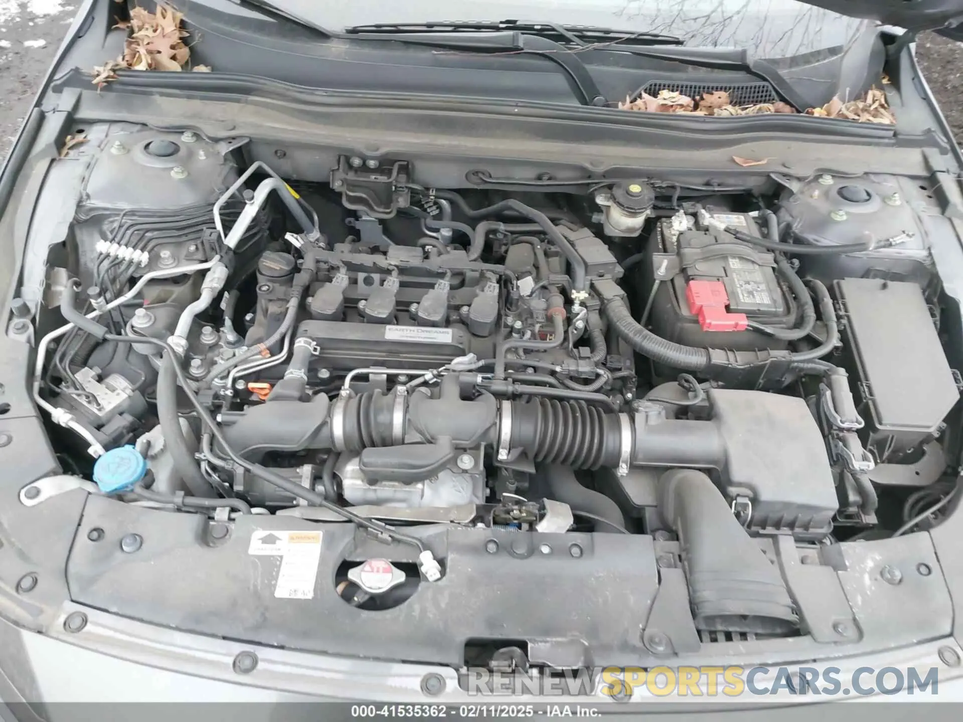 10 Photograph of a damaged car 1HGCV1E33KA166924 HONDA ACCORD 2019