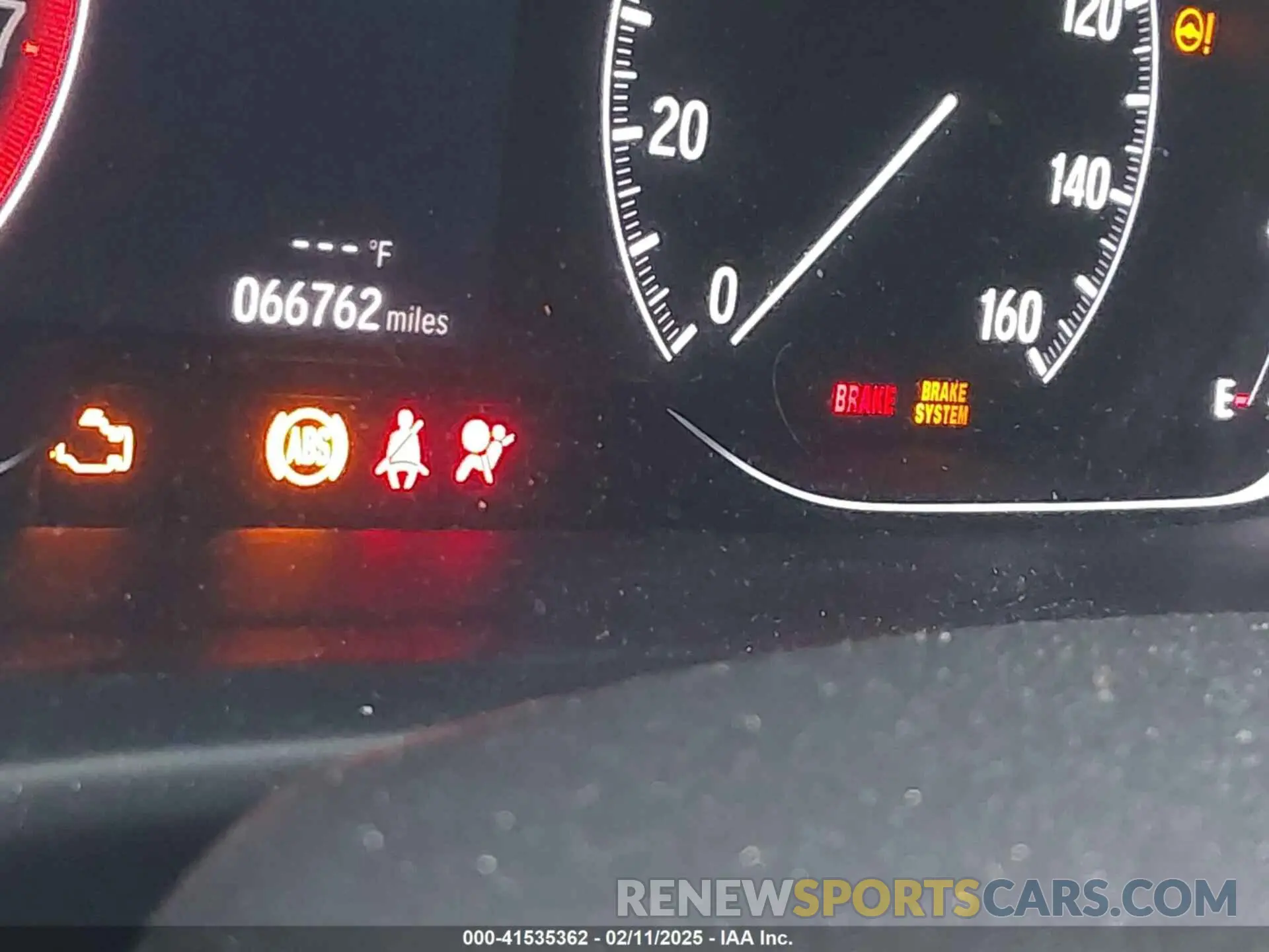 14 Photograph of a damaged car 1HGCV1E33KA166924 HONDA ACCORD 2019