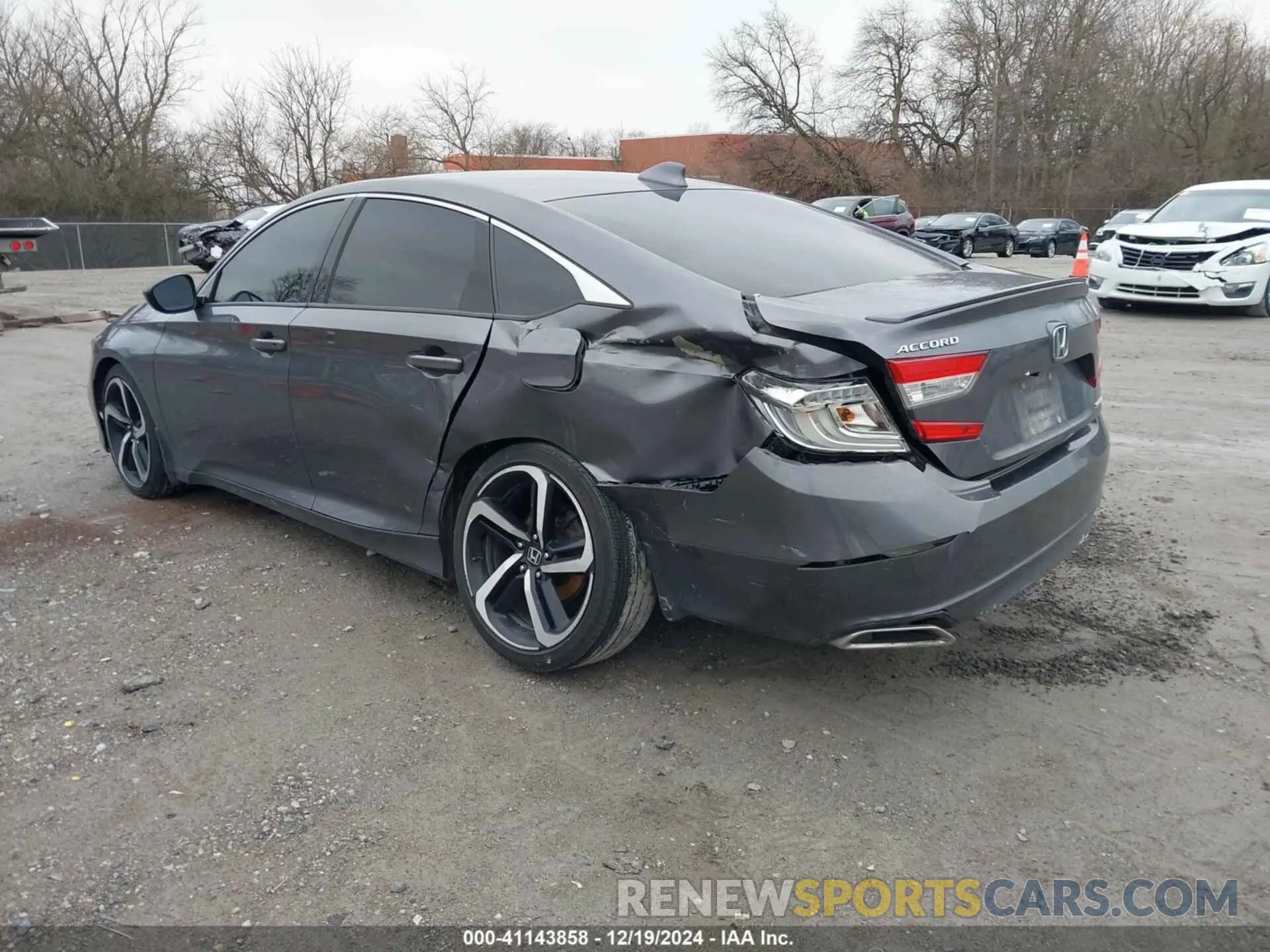 3 Photograph of a damaged car 1HGCV1E36KA000932 HONDA ACCORD 2019