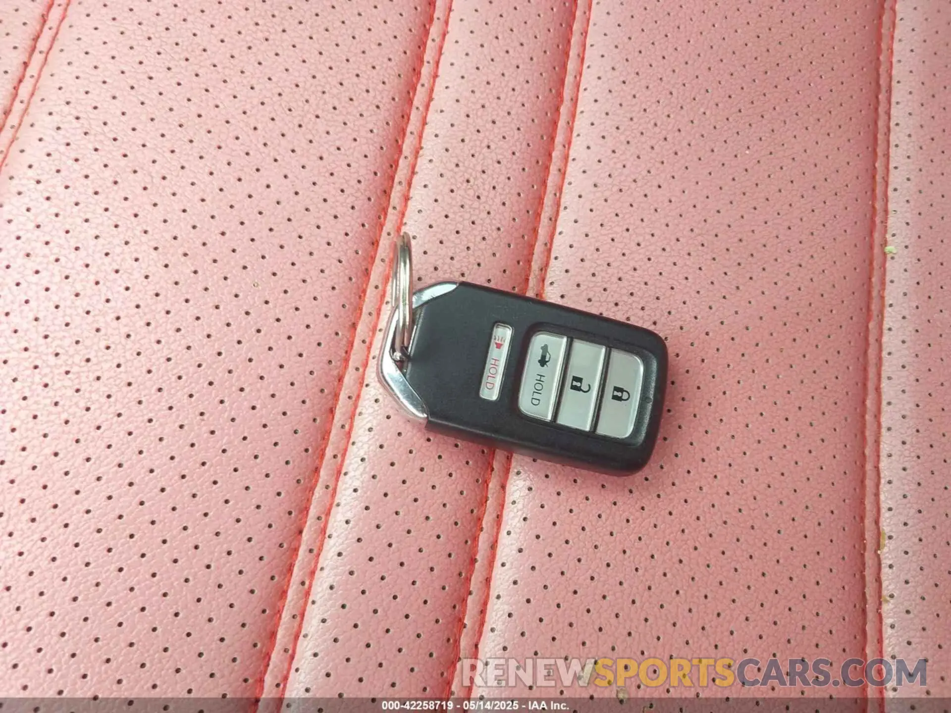 11 Photograph of a damaged car 1HGCV1E37KA035642 HONDA ACCORD 2019