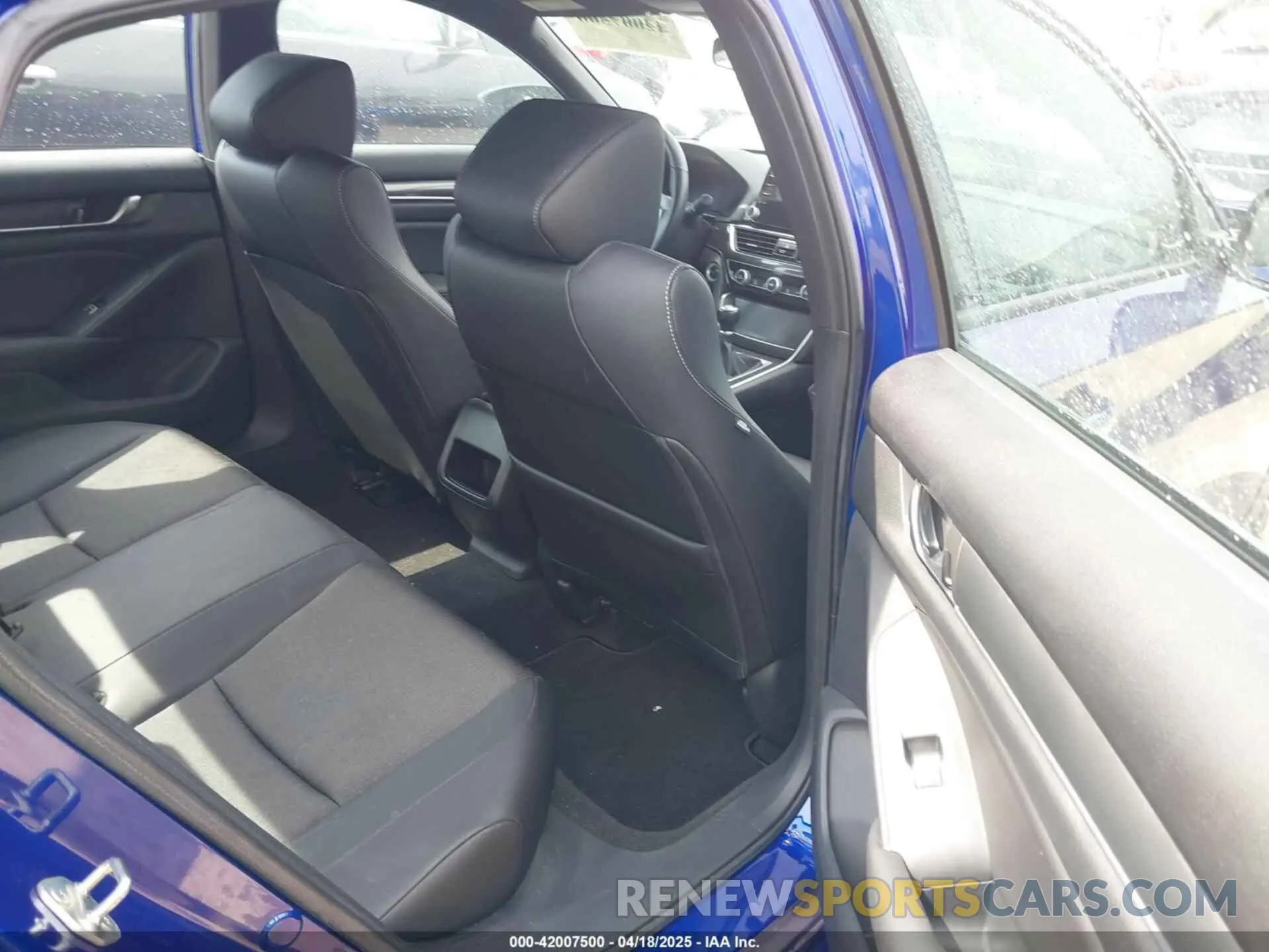 8 Photograph of a damaged car 1HGCV1E3XKA035621 HONDA ACCORD 2019