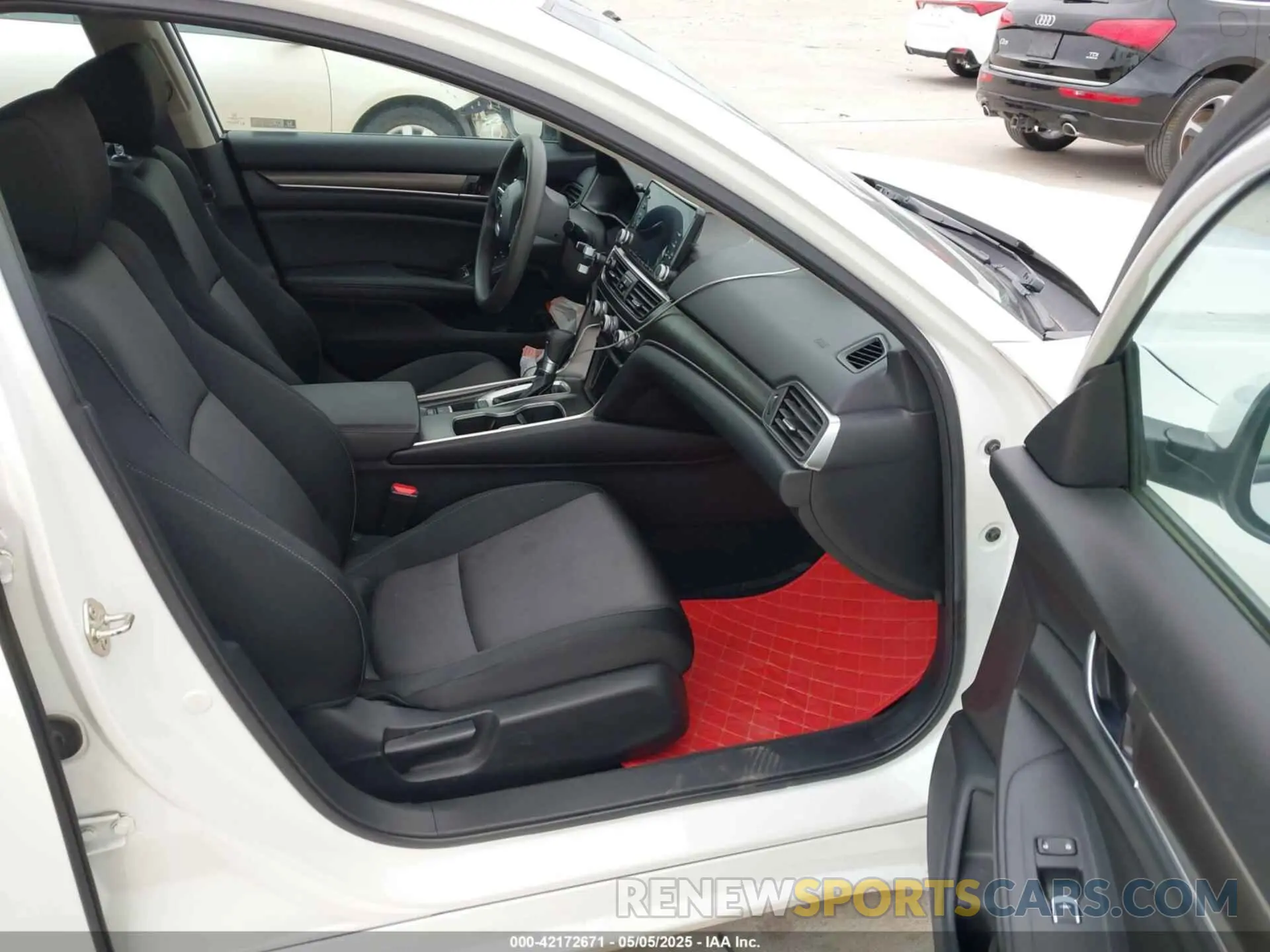 5 Photograph of a damaged car 1HGCV1F10KA046253 HONDA ACCORD 2019