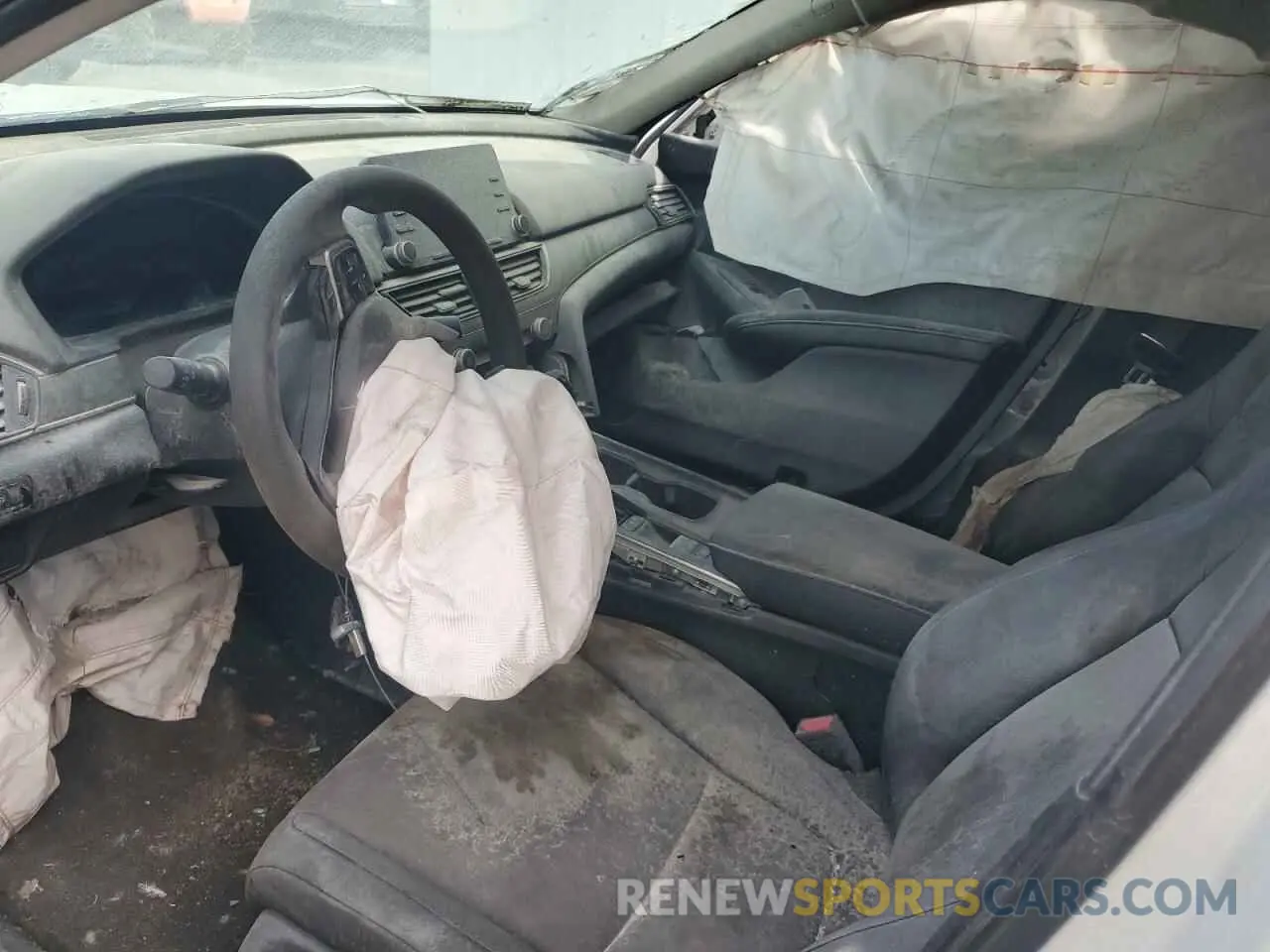 8 Photograph of a damaged car 1HGCV1F10KA046284 HONDA ACCORD 2019