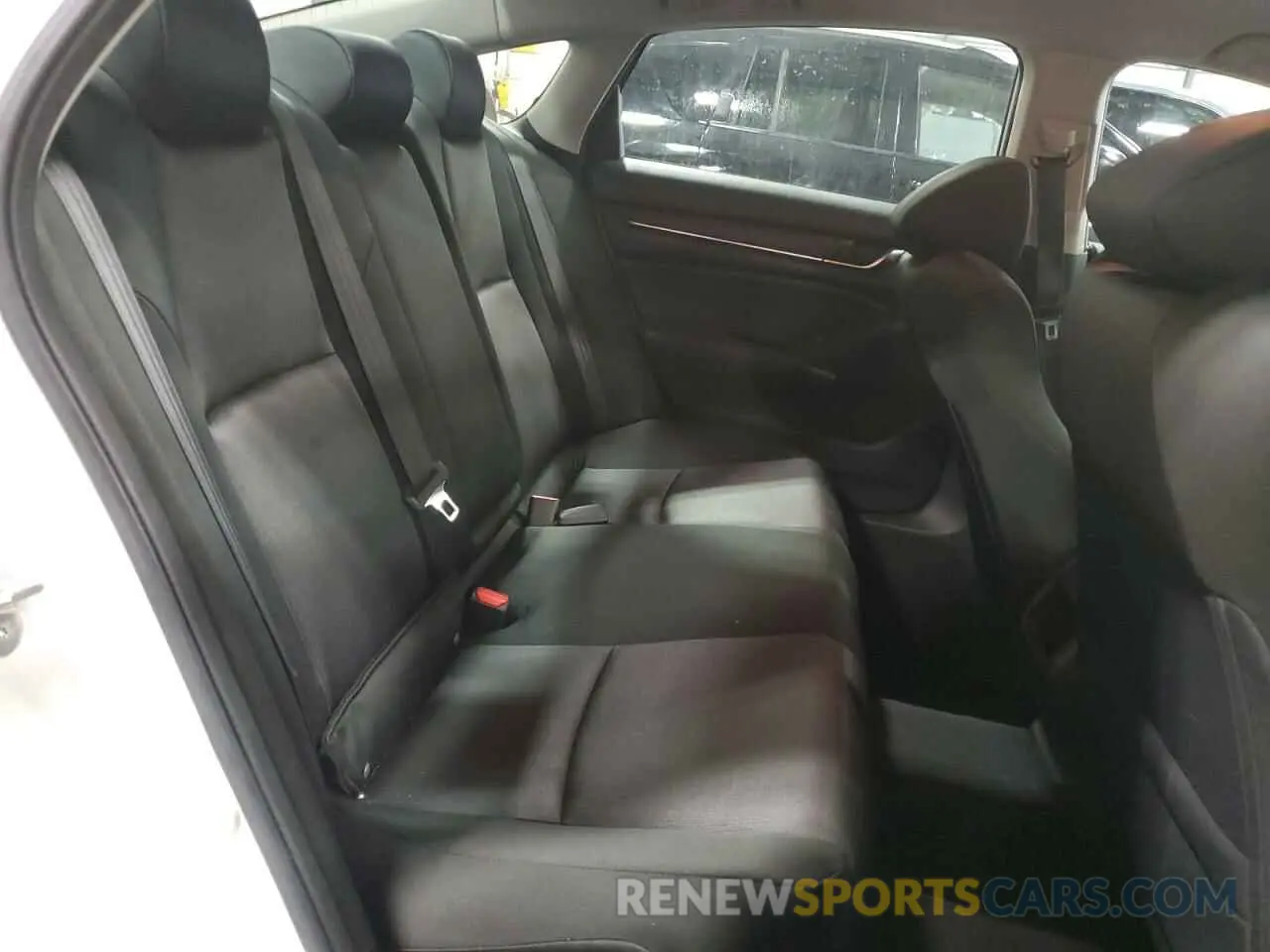 10 Photograph of a damaged car 1HGCV1F10KA058189 HONDA ACCORD 2019