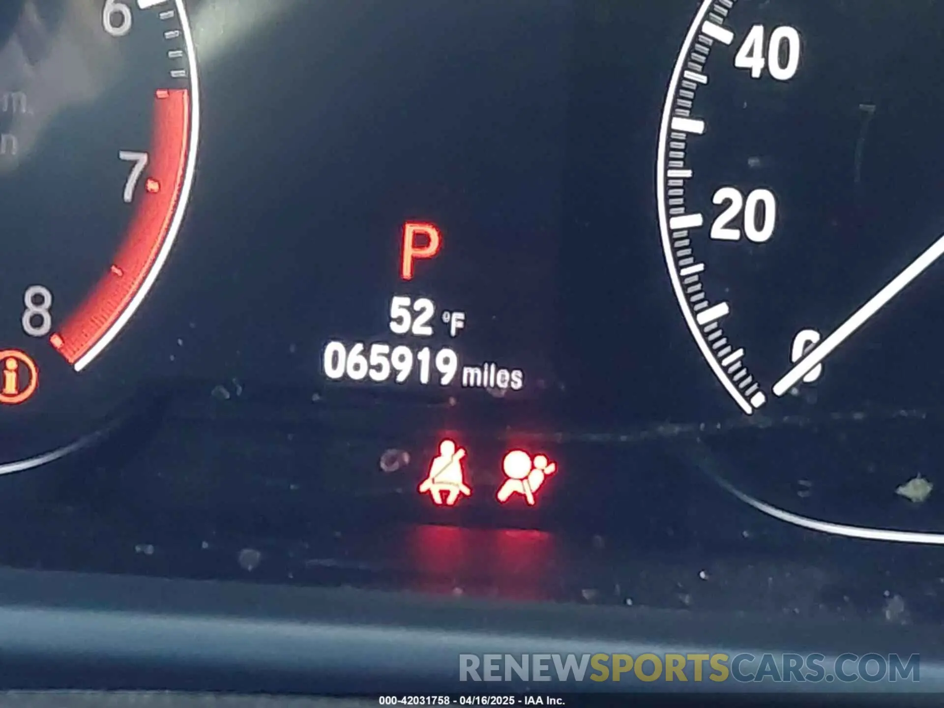 16 Photograph of a damaged car 1HGCV1F10KA074490 HONDA ACCORD 2019