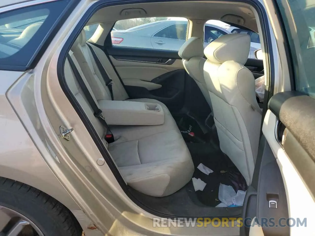 10 Photograph of a damaged car 1HGCV1F10KA093573 HONDA ACCORD 2019