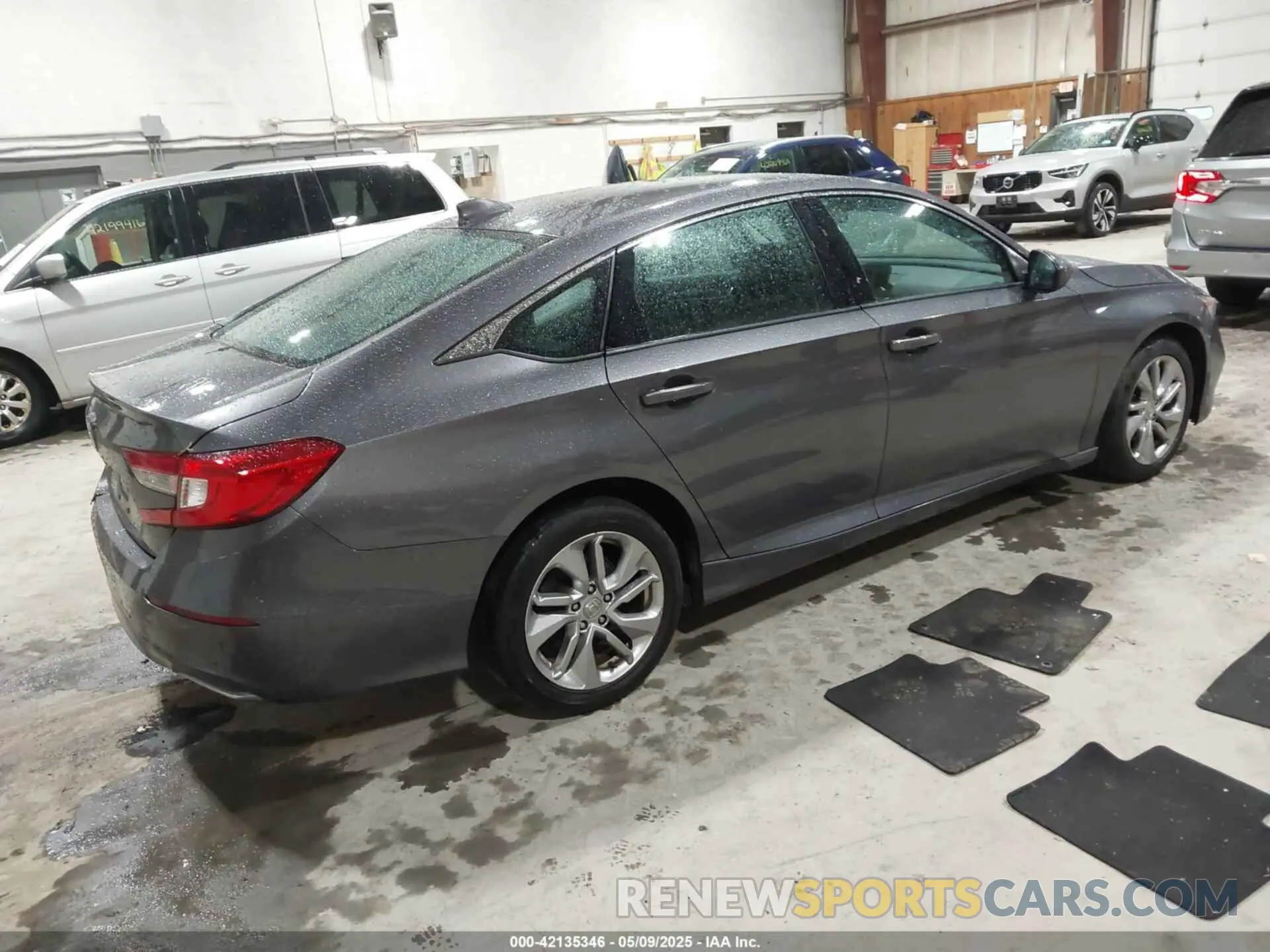 4 Photograph of a damaged car 1HGCV1F10KA120867 HONDA ACCORD 2019