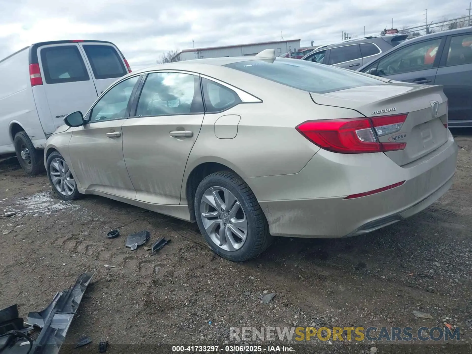 3 Photograph of a damaged car 1HGCV1F10KA123137 HONDA ACCORD 2019