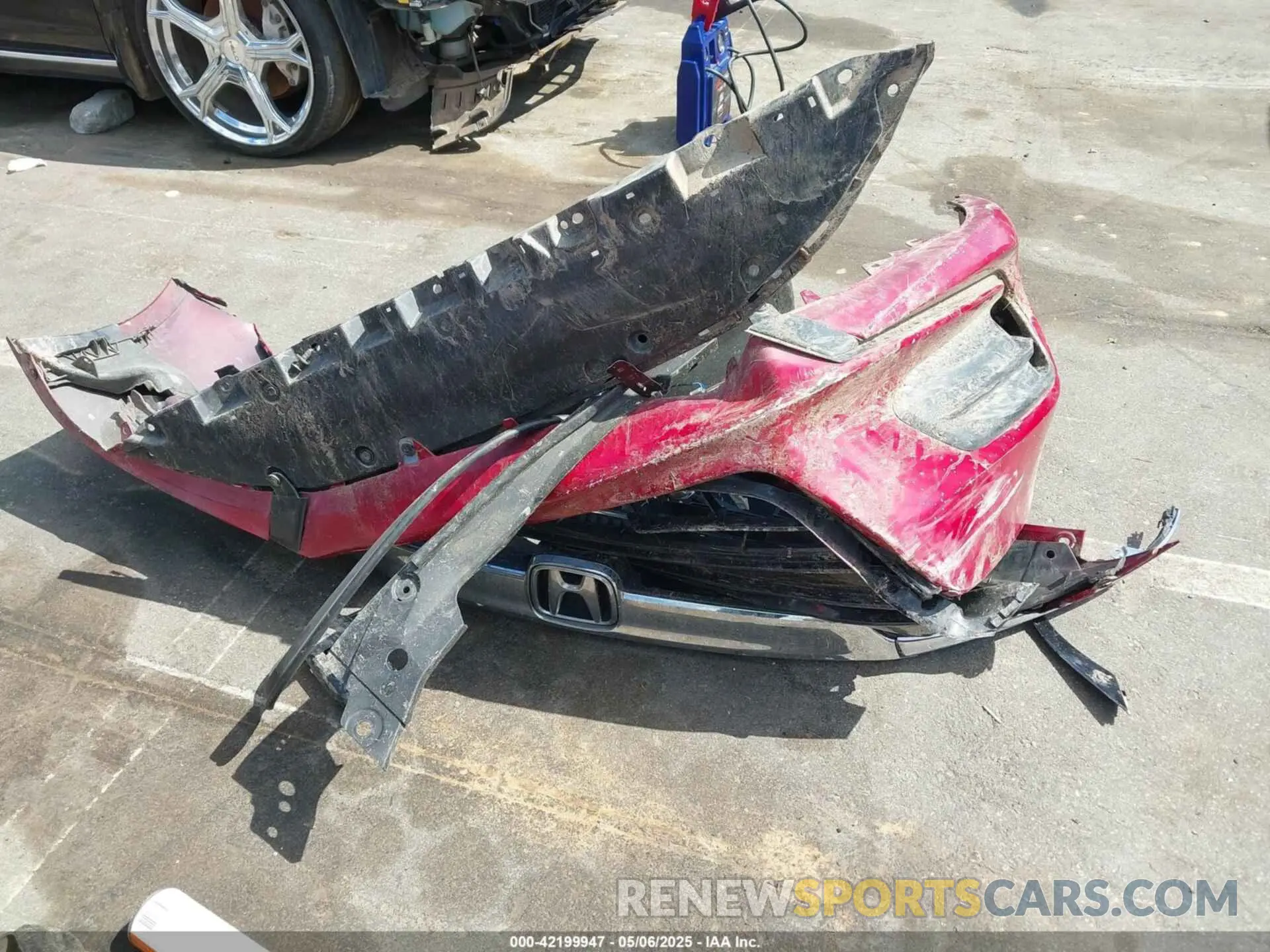 11 Photograph of a damaged car 1HGCV1F10KA141010 HONDA ACCORD 2019