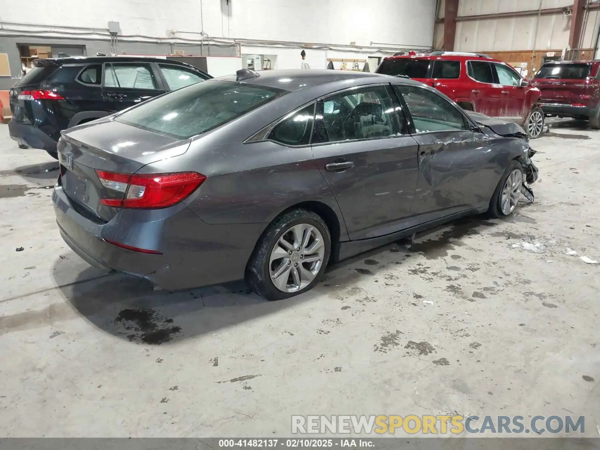4 Photograph of a damaged car 1HGCV1F10KA153514 HONDA ACCORD 2019