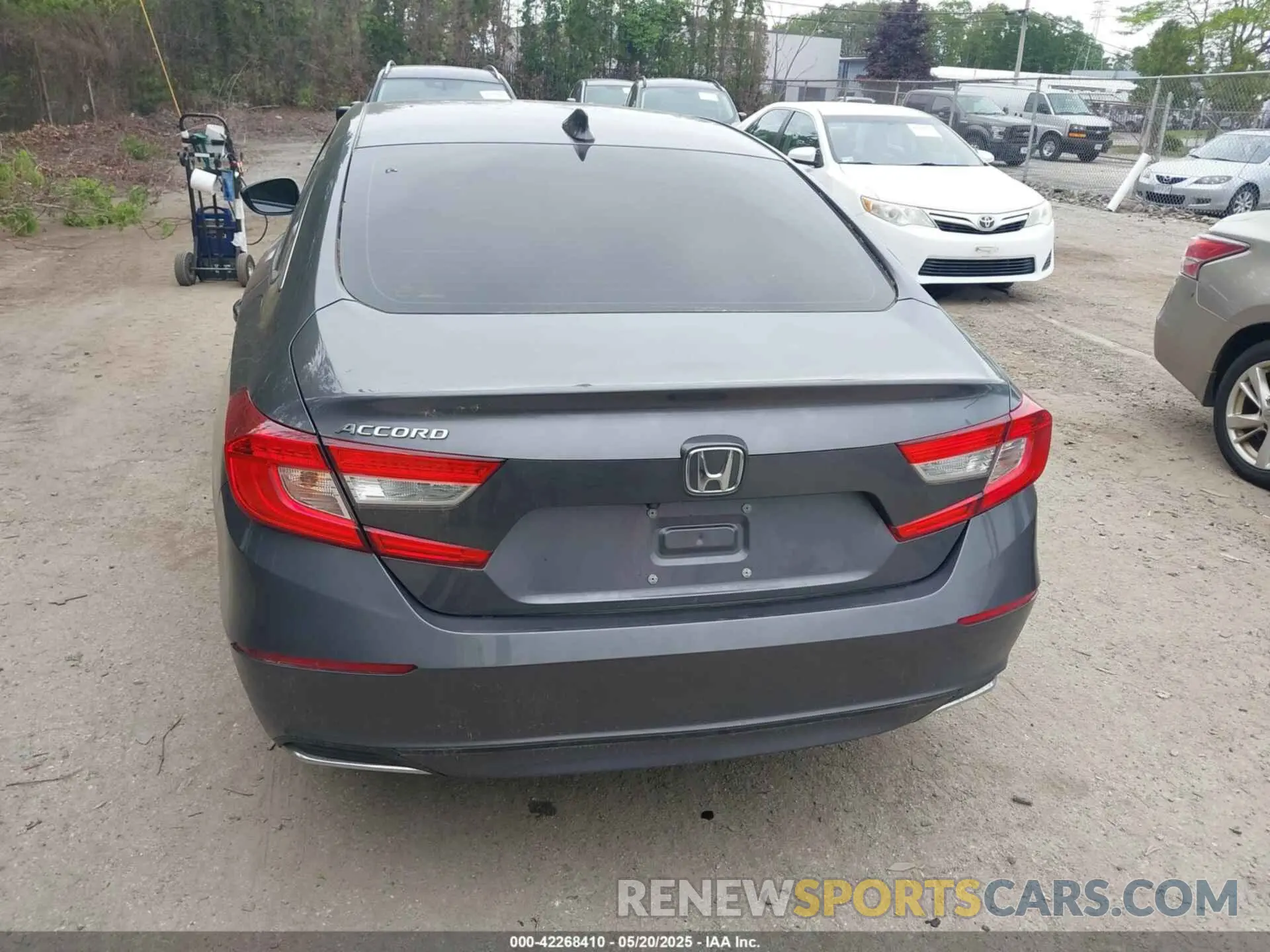 16 Photograph of a damaged car 1HGCV1F10KA166134 HONDA ACCORD 2019
