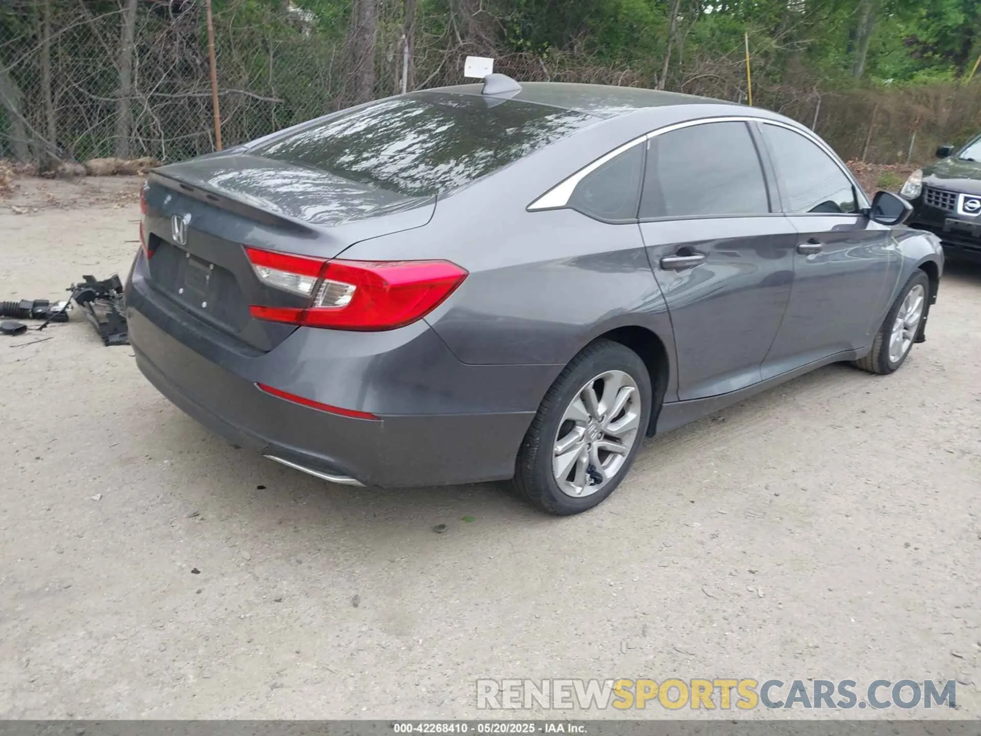 4 Photograph of a damaged car 1HGCV1F10KA166134 HONDA ACCORD 2019