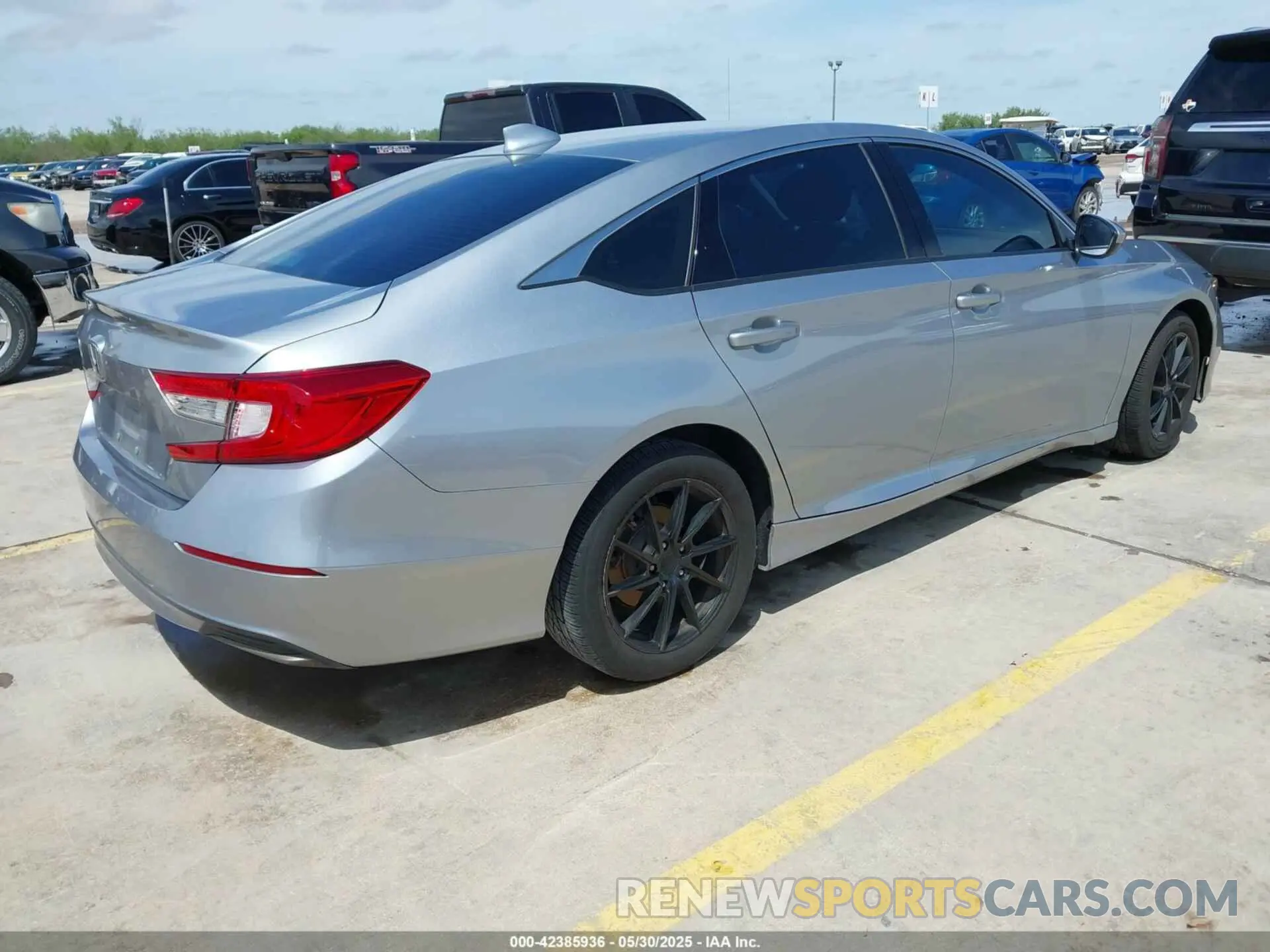4 Photograph of a damaged car 1HGCV1F11KA018302 HONDA ACCORD 2019