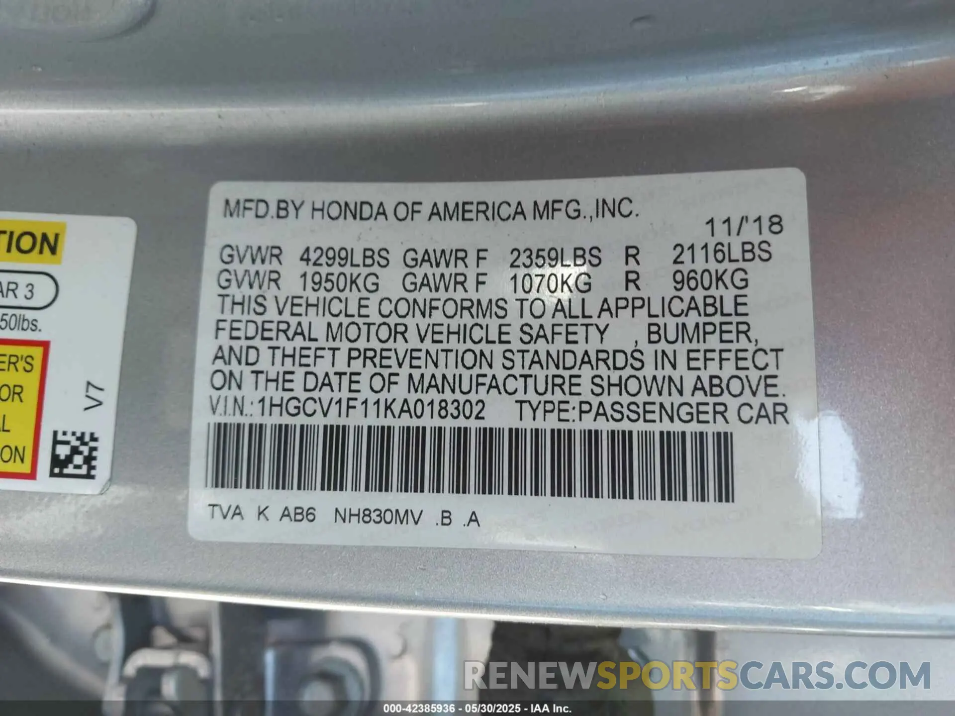 9 Photograph of a damaged car 1HGCV1F11KA018302 HONDA ACCORD 2019