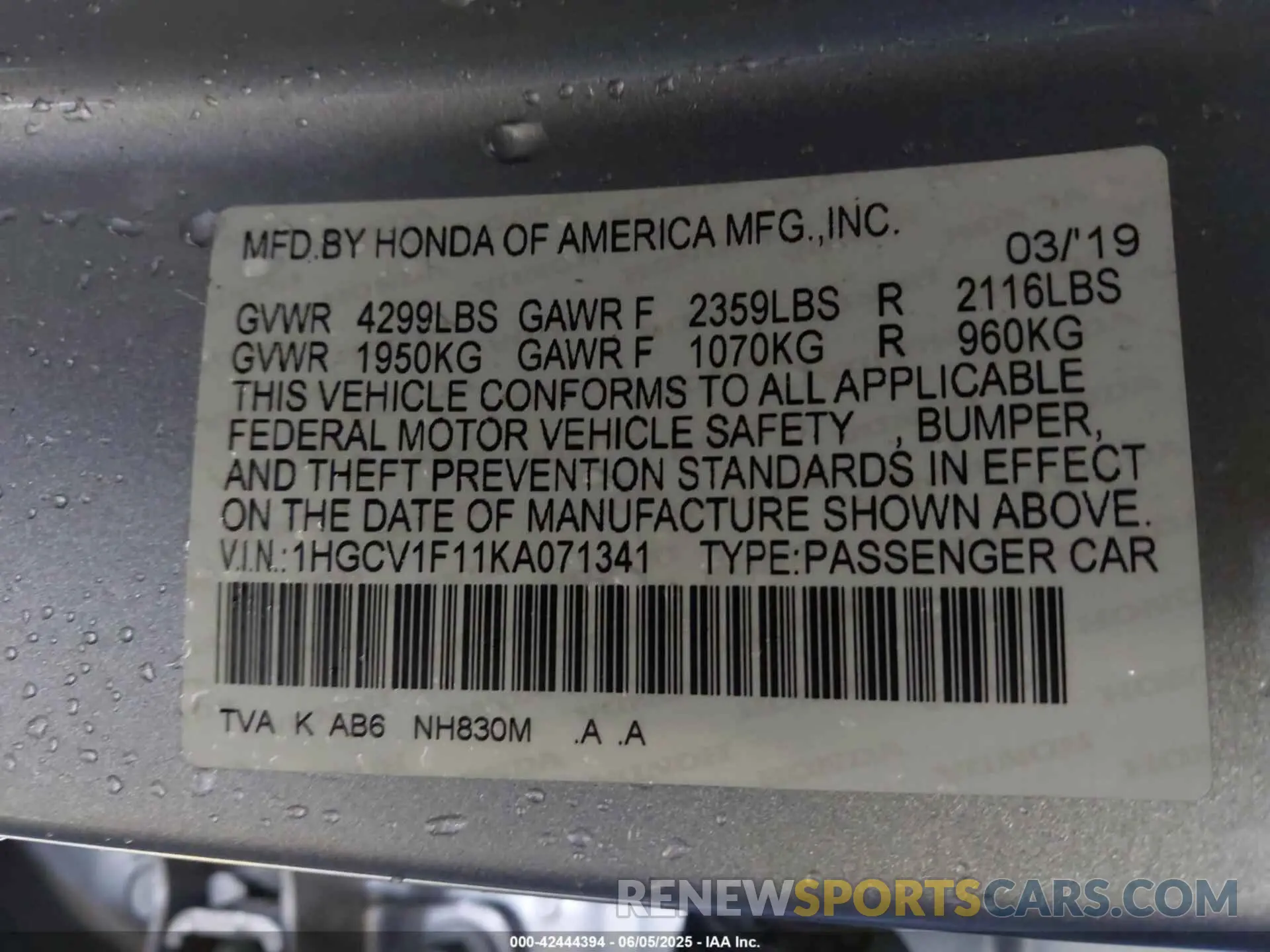 9 Photograph of a damaged car 1HGCV1F11KA071341 HONDA ACCORD 2019