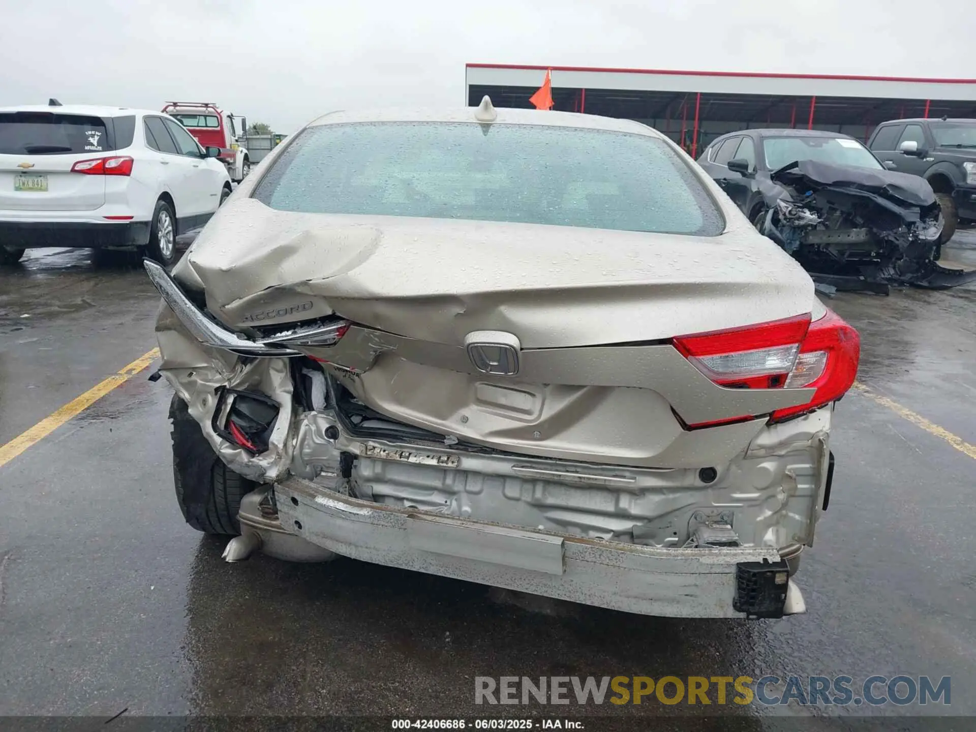 17 Photograph of a damaged car 1HGCV1F11KA084705 HONDA ACCORD 2019