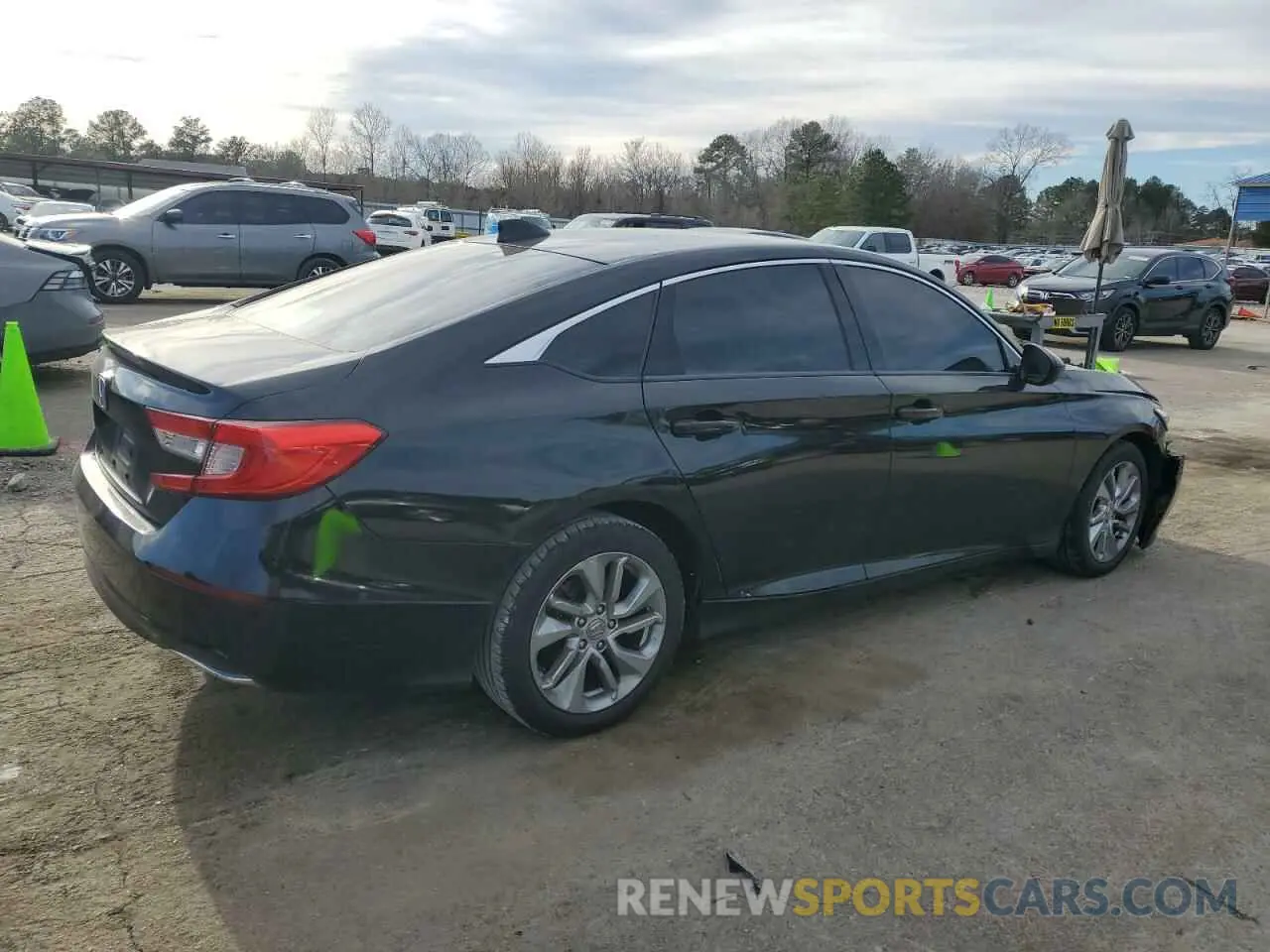 3 Photograph of a damaged car 1HGCV1F11KA085496 HONDA ACCORD 2019