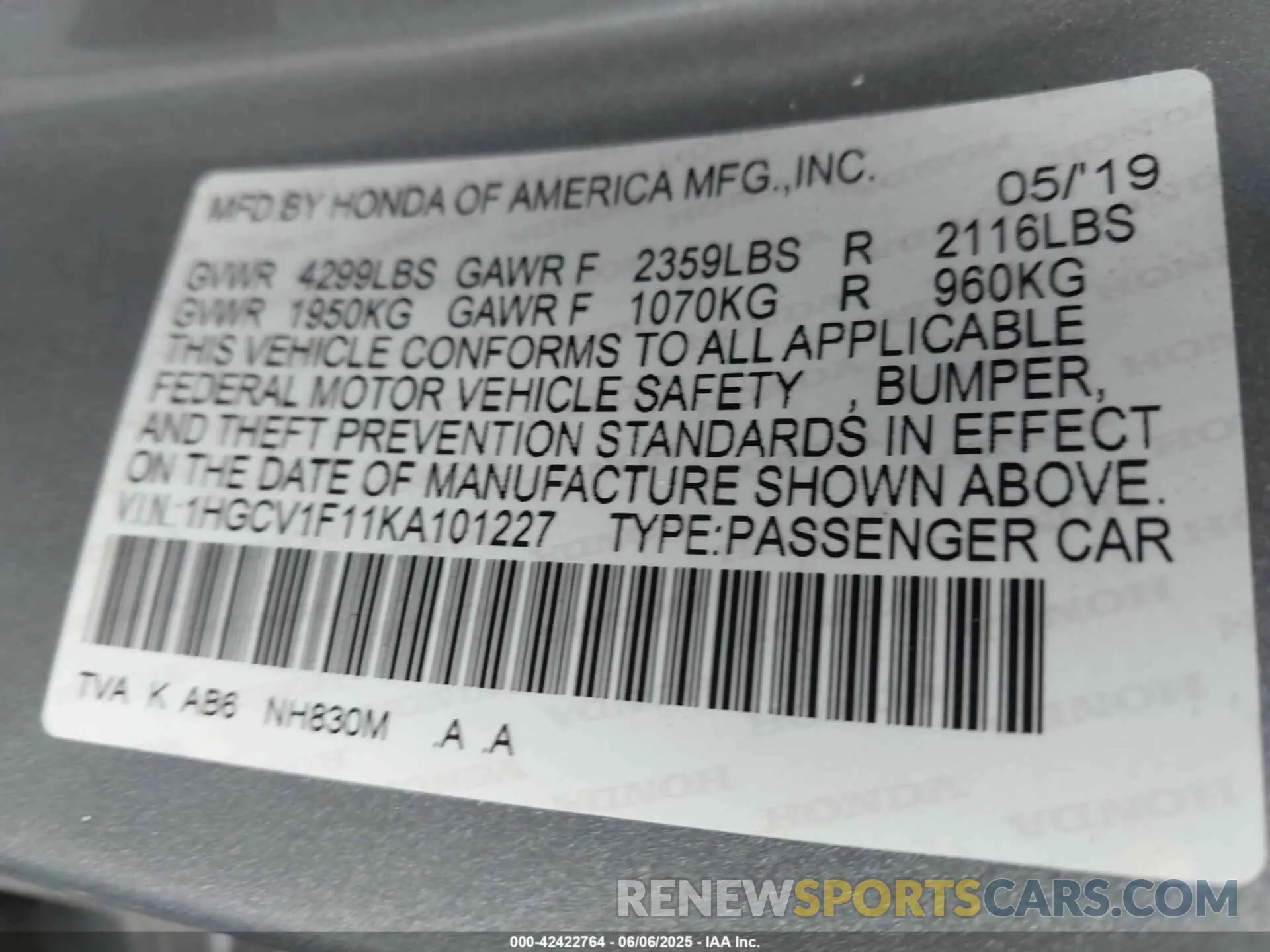 9 Photograph of a damaged car 1HGCV1F11KA101227 HONDA ACCORD 2019