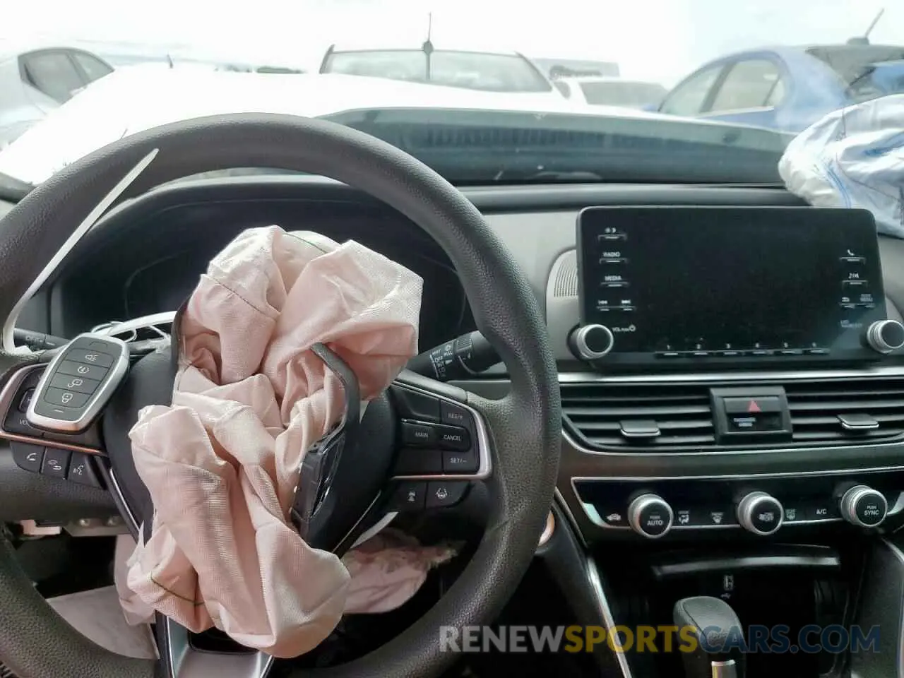8 Photograph of a damaged car 1HGCV1F11KA138939 HONDA ACCORD 2019