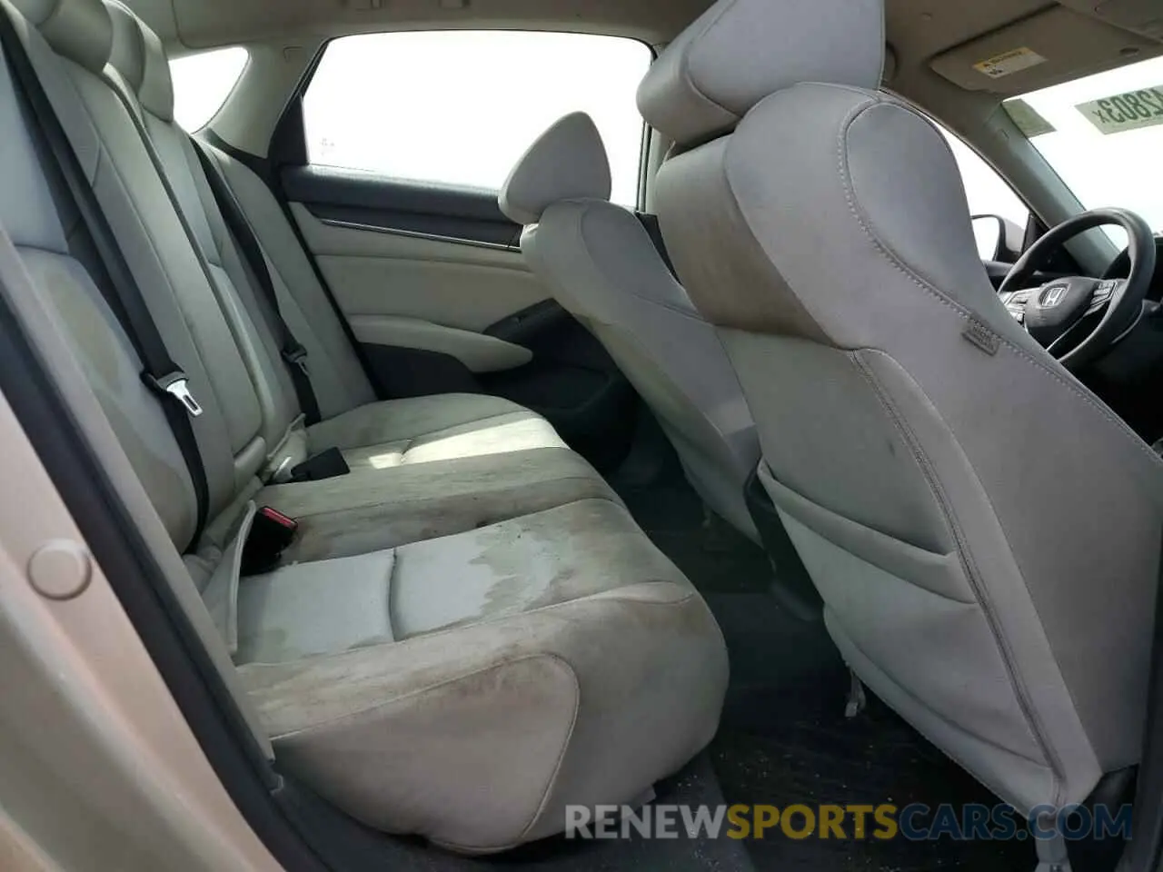 10 Photograph of a damaged car 1HGCV1F11KA163789 HONDA ACCORD 2019