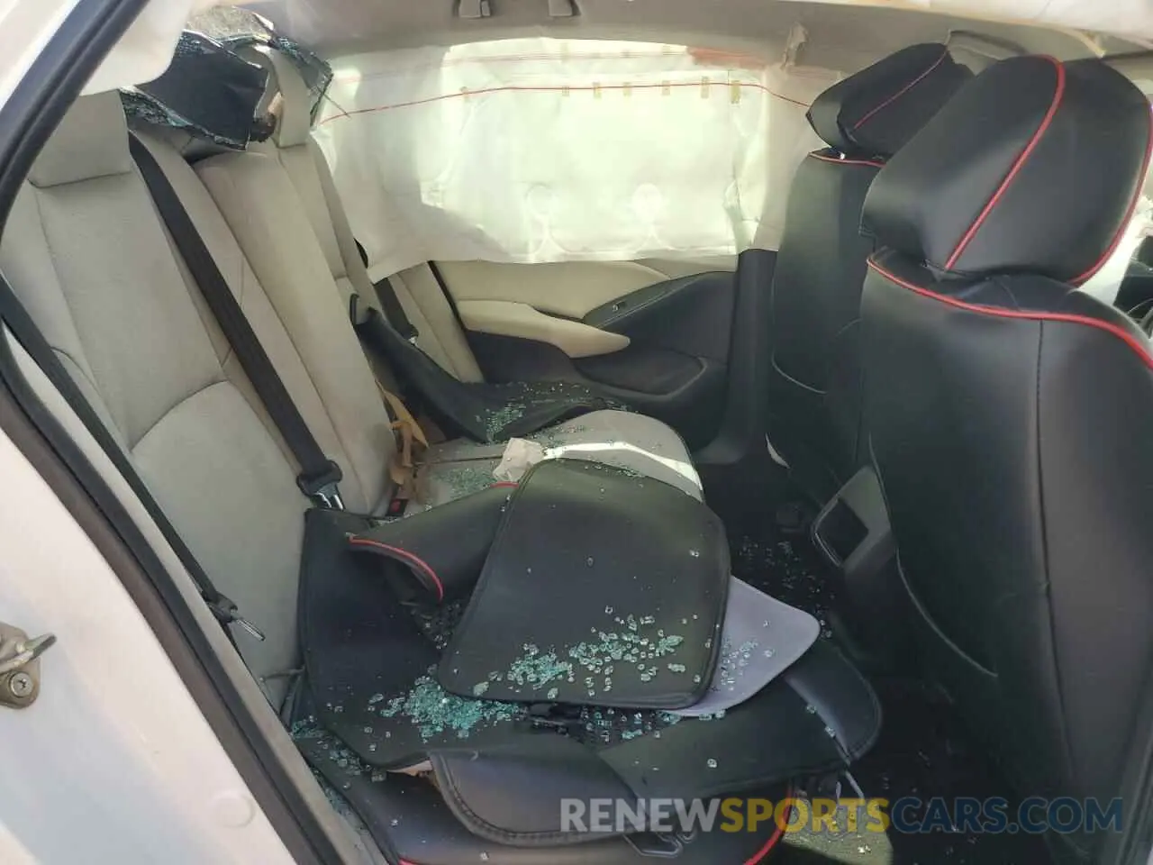 10 Photograph of a damaged car 1HGCV1F11KA170855 HONDA ACCORD 2019