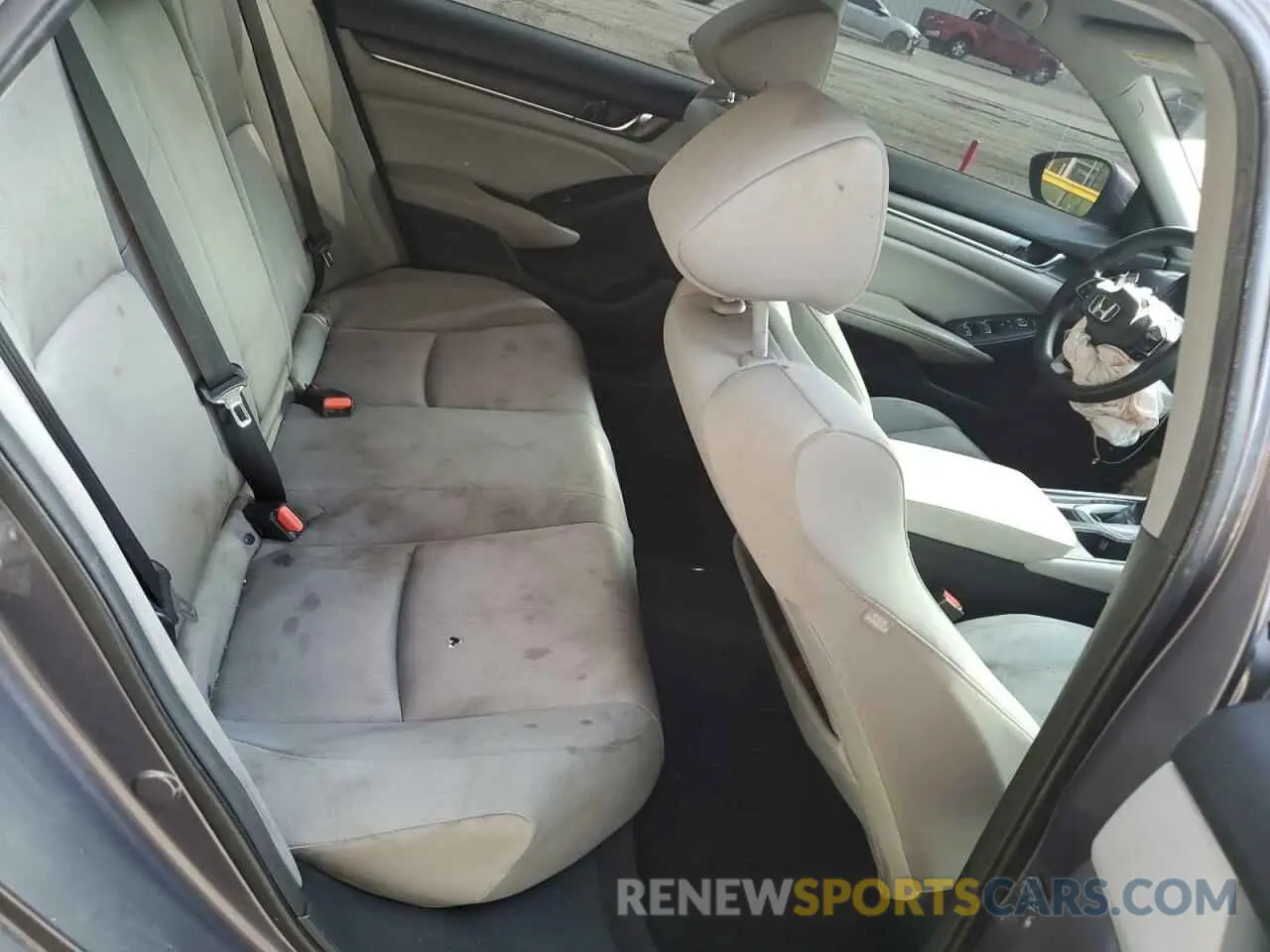 10 Photograph of a damaged car 1HGCV1F12KA006711 HONDA ACCORD 2019
