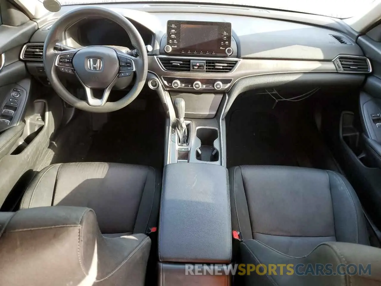 8 Photograph of a damaged car 1HGCV1F12KA009673 HONDA ACCORD 2019