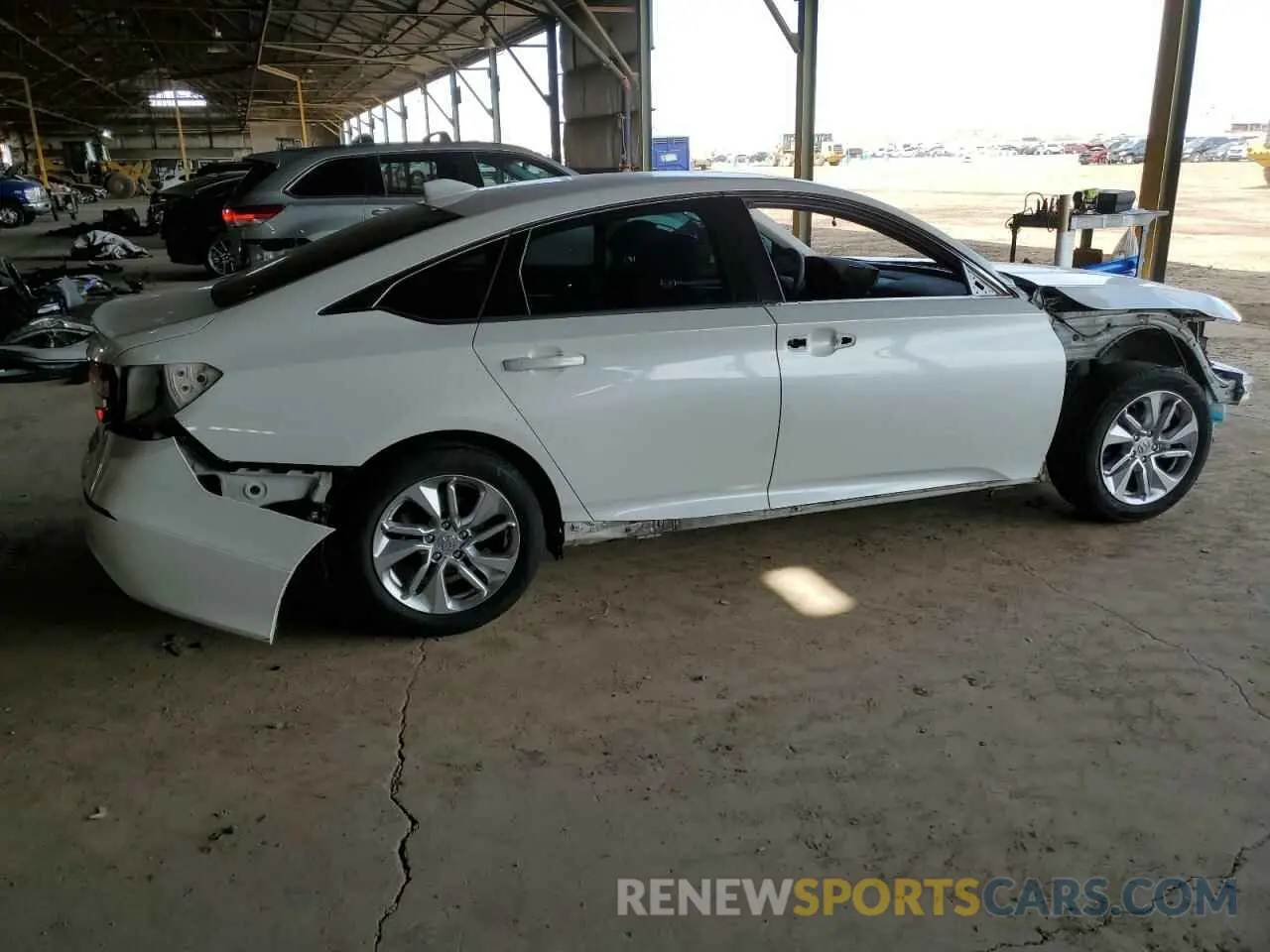 3 Photograph of a damaged car 1HGCV1F12KA058162 HONDA ACCORD 2019
