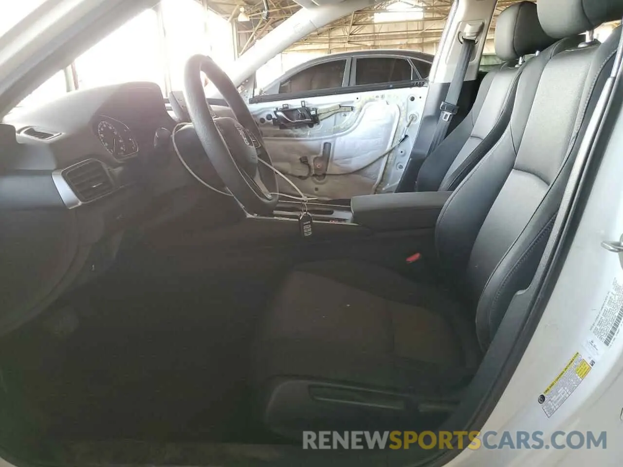 7 Photograph of a damaged car 1HGCV1F12KA058162 HONDA ACCORD 2019