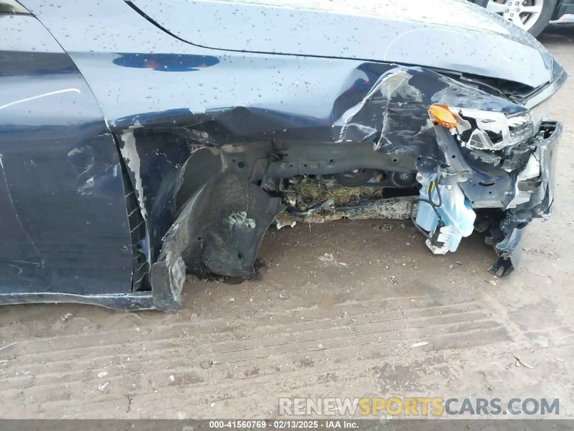 19 Photograph of a damaged car 1HGCV1F12KA061269 HONDA ACCORD 2019