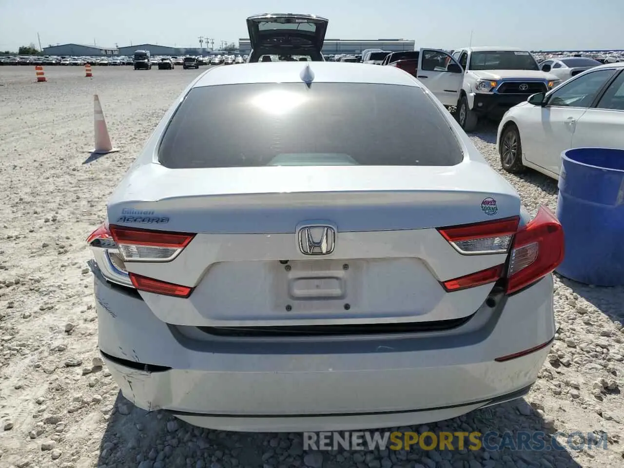 6 Photograph of a damaged car 1HGCV1F12KA089623 HONDA ACCORD 2019