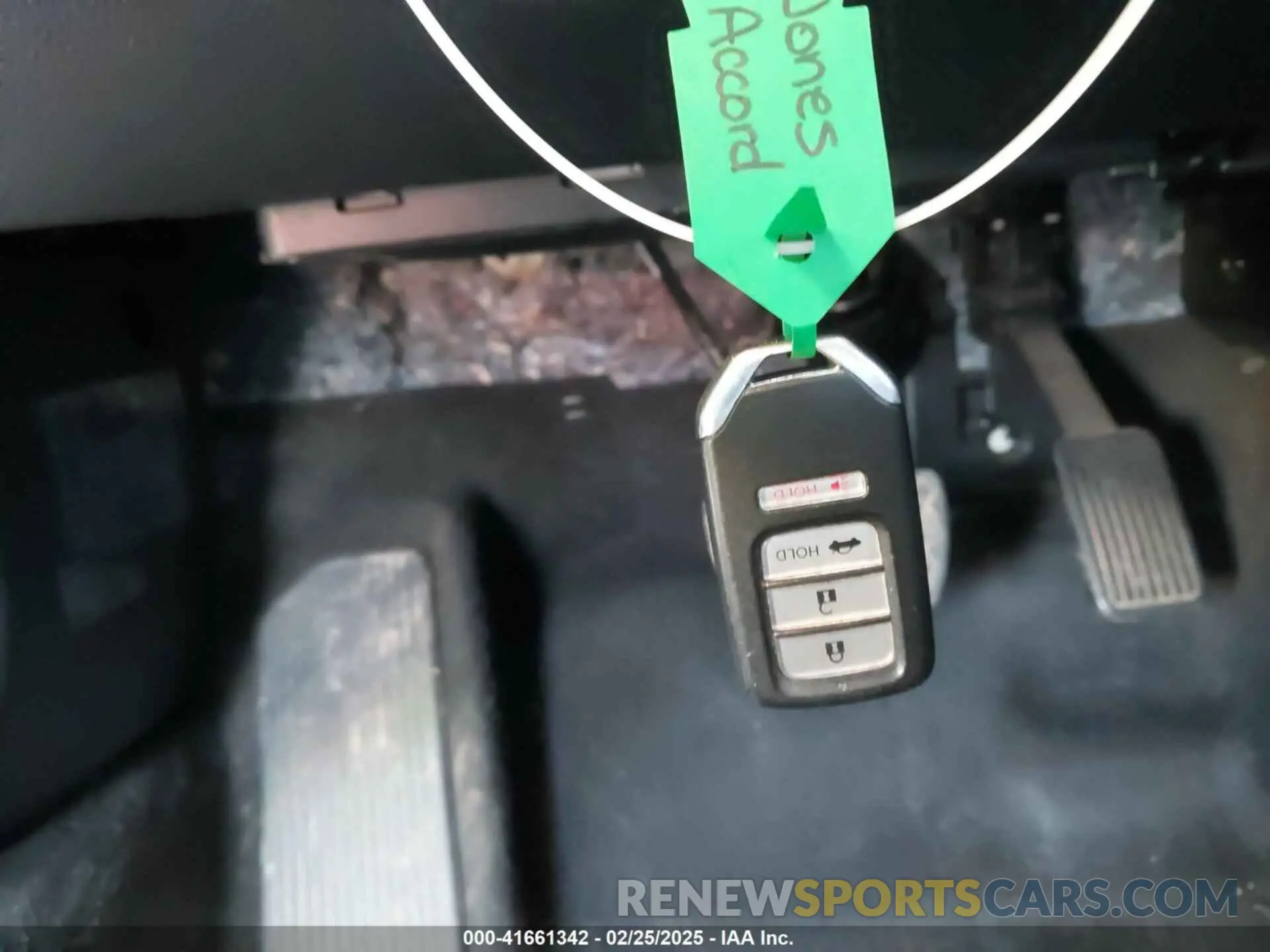 11 Photograph of a damaged car 1HGCV1F12KA109756 HONDA ACCORD 2019