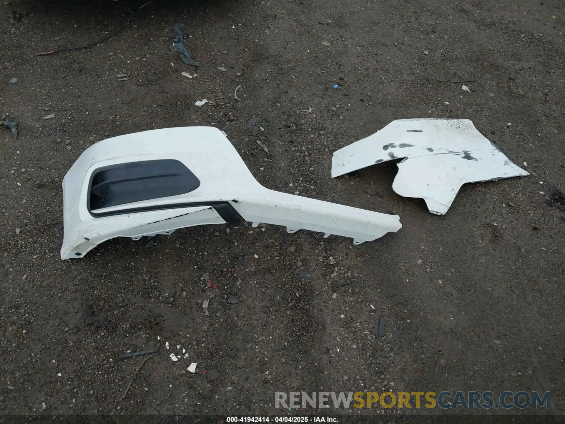 12 Photograph of a damaged car 1HGCV1F12KA122930 HONDA ACCORD 2019