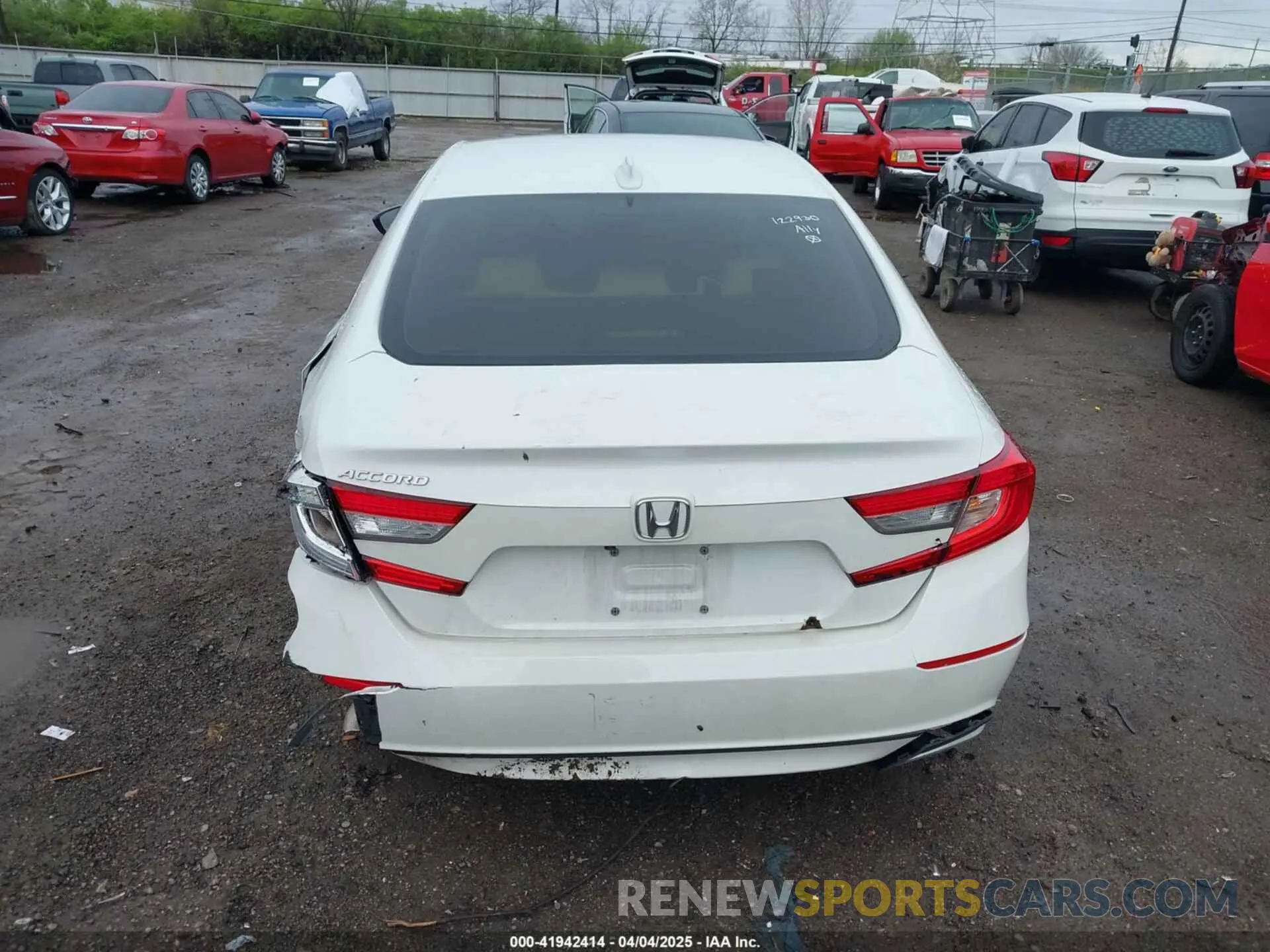17 Photograph of a damaged car 1HGCV1F12KA122930 HONDA ACCORD 2019