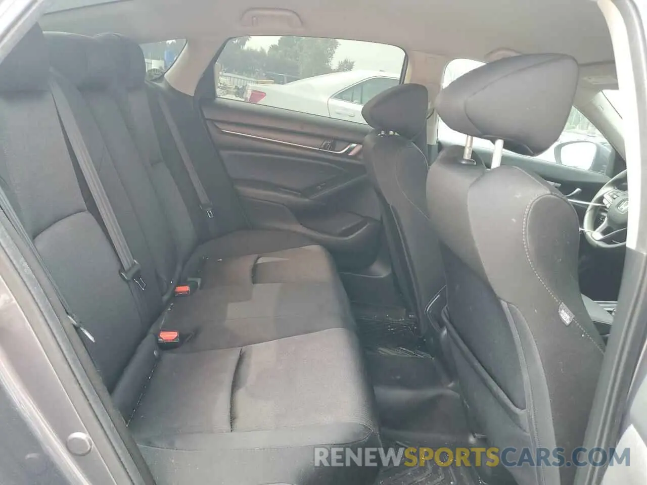 10 Photograph of a damaged car 1HGCV1F12KA161467 HONDA ACCORD 2019