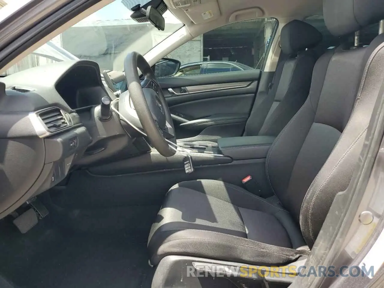 7 Photograph of a damaged car 1HGCV1F13KA022500 HONDA ACCORD 2019