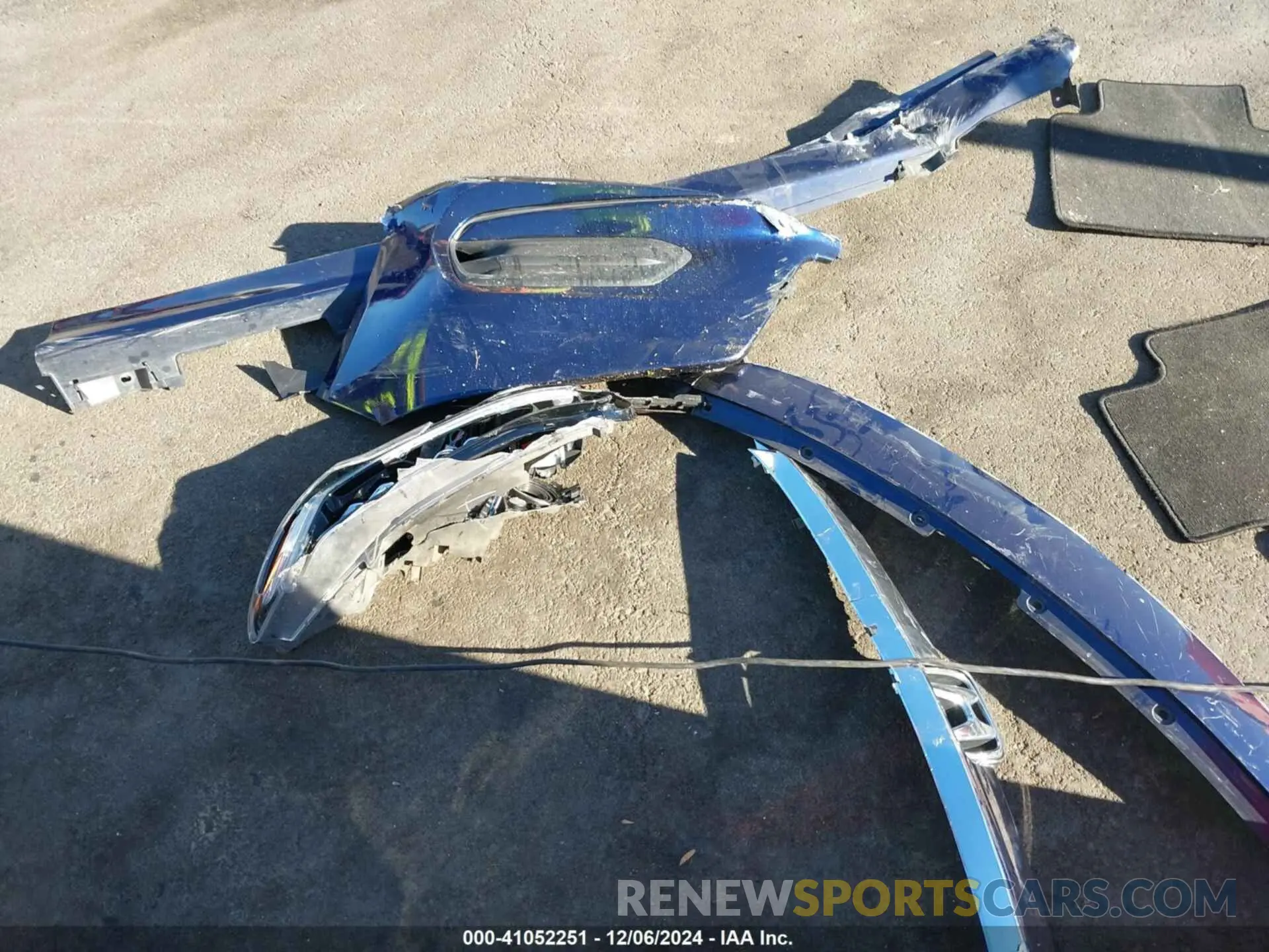 11 Photograph of a damaged car 1HGCV1F13KA039149 HONDA ACCORD 2019