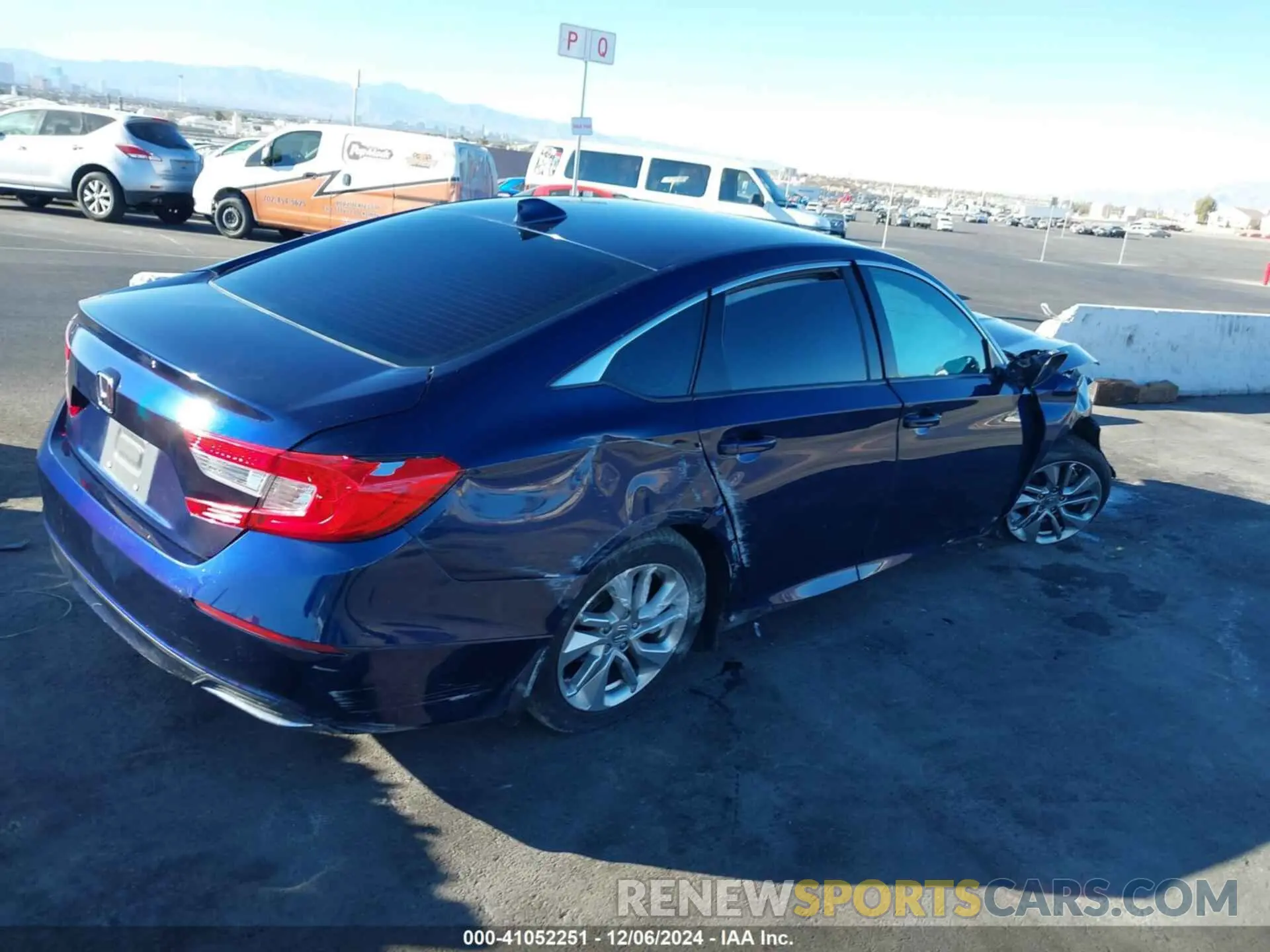 4 Photograph of a damaged car 1HGCV1F13KA039149 HONDA ACCORD 2019