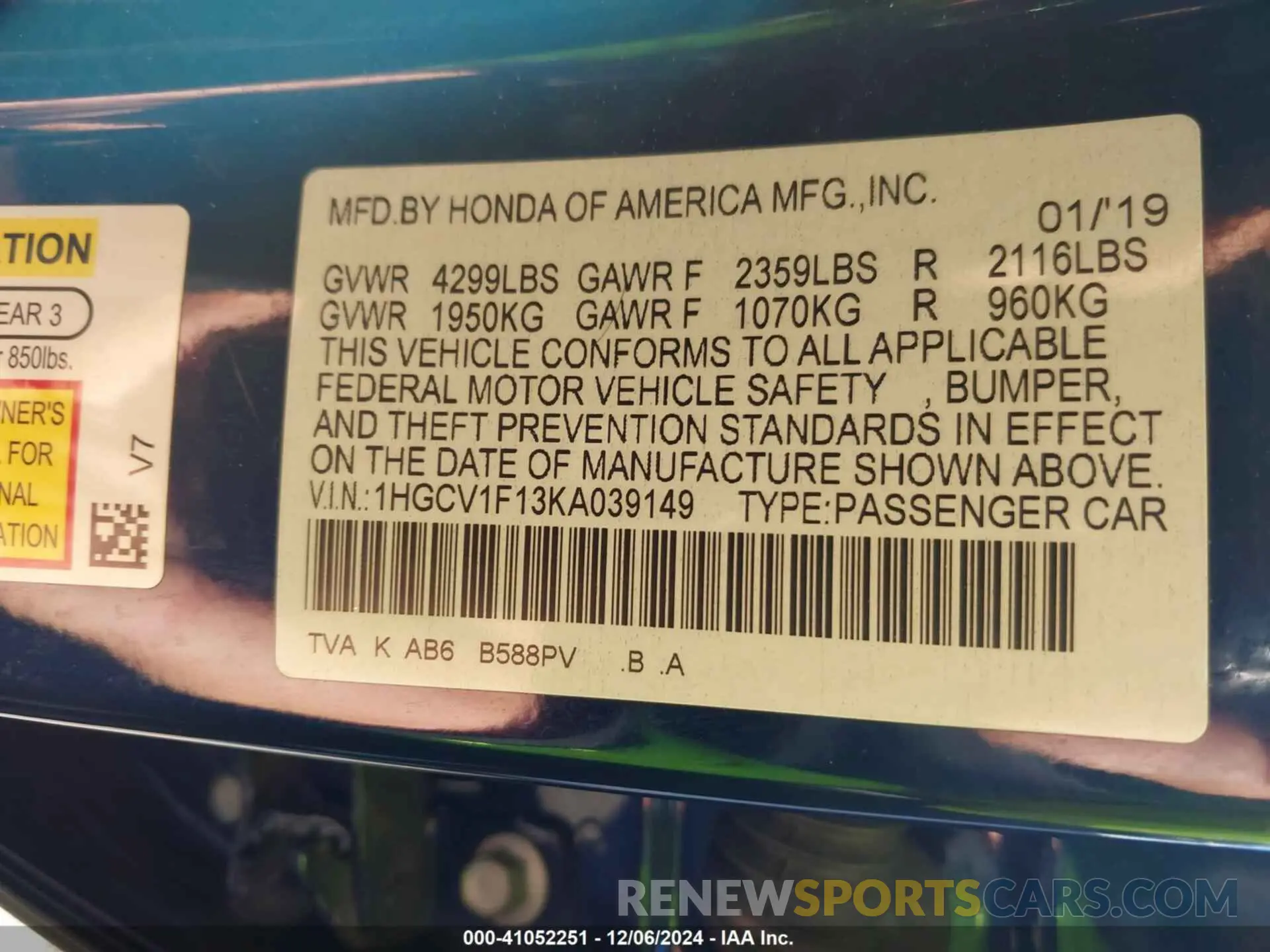9 Photograph of a damaged car 1HGCV1F13KA039149 HONDA ACCORD 2019
